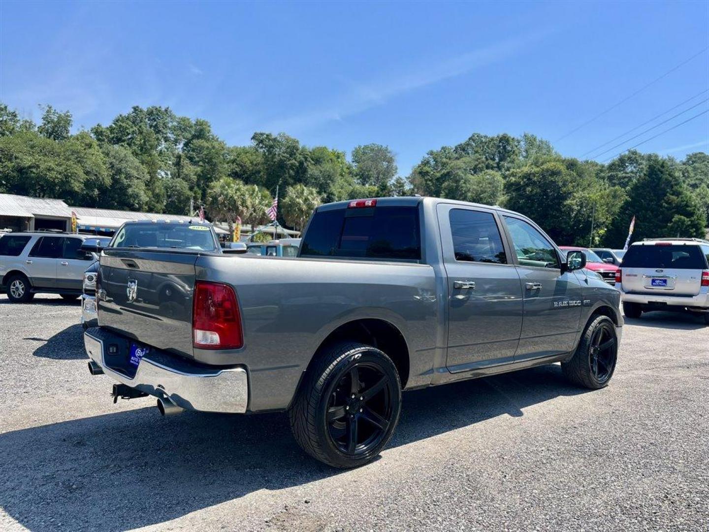 2012 Grey /Grey Ram 1500 (1C6RD6LT4CS) with an 5.7l V8 Smpi Hemi 5.7l engine, Automatic transmission, located at 745 East Steele Rd., West Columbia, SC, 29170, (803) 755-9148, 33.927212, -81.148483 - Special Internet Price! 2012 Ram 1500 SLT with AM/FM radio, Cruise control, Manual air conditioning, Cloth interior, Powered driver seat, Rear split fold up bench seat, Powered windows, Powered door locks, Plus more! - Photo#2