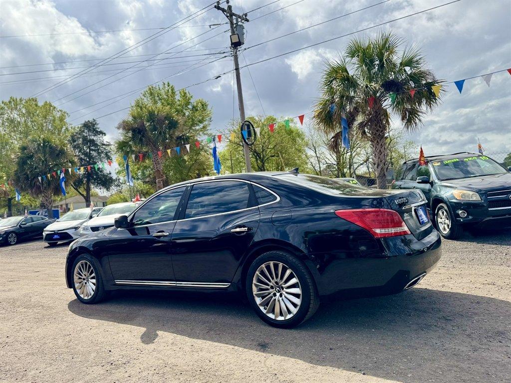 2014 Black /Taupe Hyundai Equus (KMHGH4JH5EU) with an 5.0l V8 DI Dohc Cvvt 5.0l engine, Automatic transmission, located at 745 East Steele Rd., West Columbia, SC, 29170, (803) 755-9148, 33.927212, -81.148483 - Photo#5