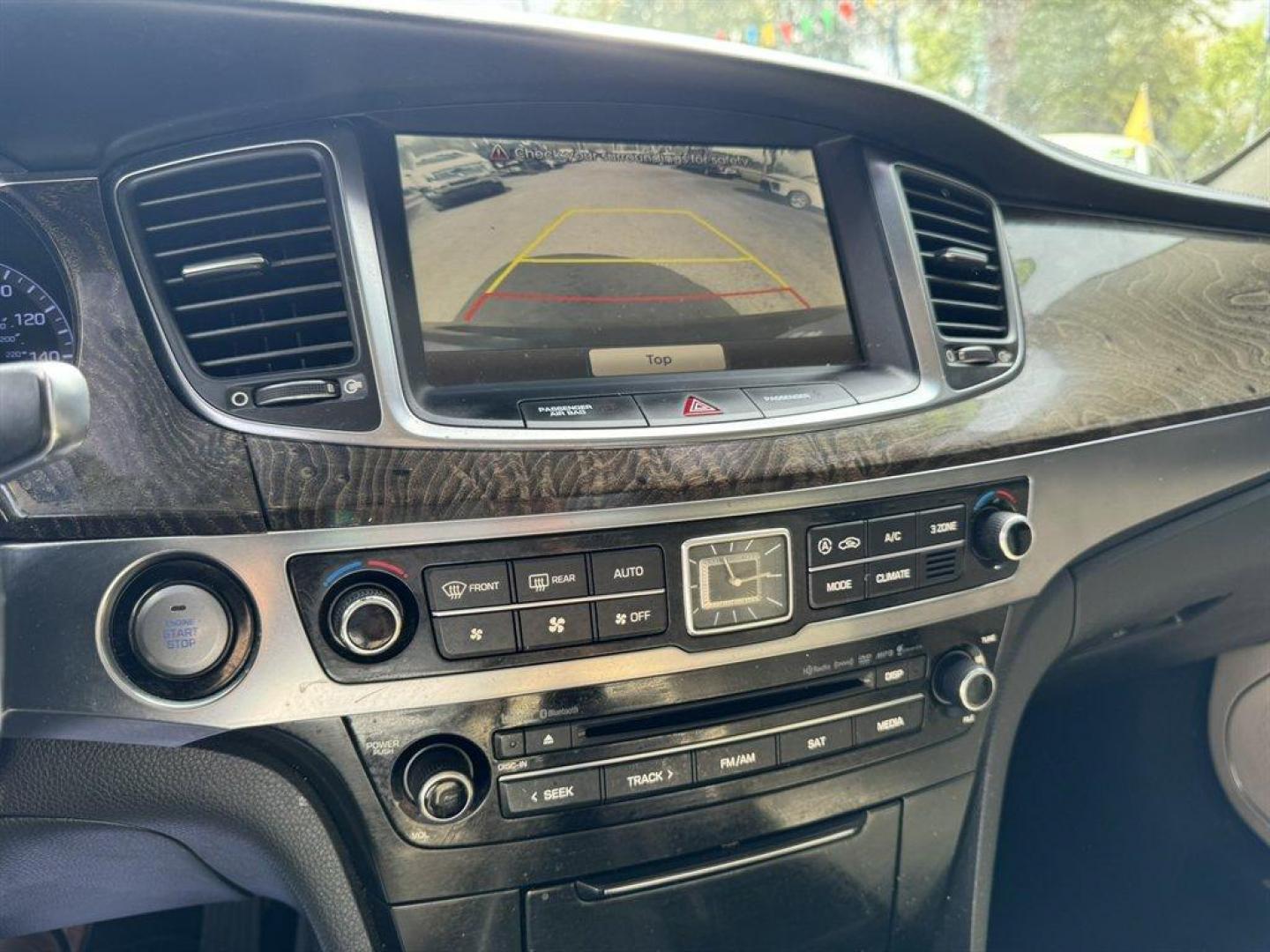 2014 Black /Taupe Hyundai Equus (KMHGH4JH5EU) with an 5.0l V8 DI Dohc Cvvt 5.0l engine, Automatic transmission, located at 745 East Steele Rd., West Columbia, SC, 29170, (803) 755-9148, 33.927212, -81.148483 - Photo#13
