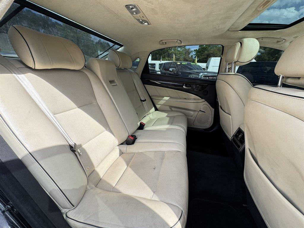 2014 Black /Taupe Hyundai Equus (KMHGH4JH5EU) with an 5.0l V8 DI Dohc Cvvt 5.0l engine, Automatic transmission, located at 745 East Steele Rd., West Columbia, SC, 29170, (803) 755-9148, 33.927212, -81.148483 - Photo#26