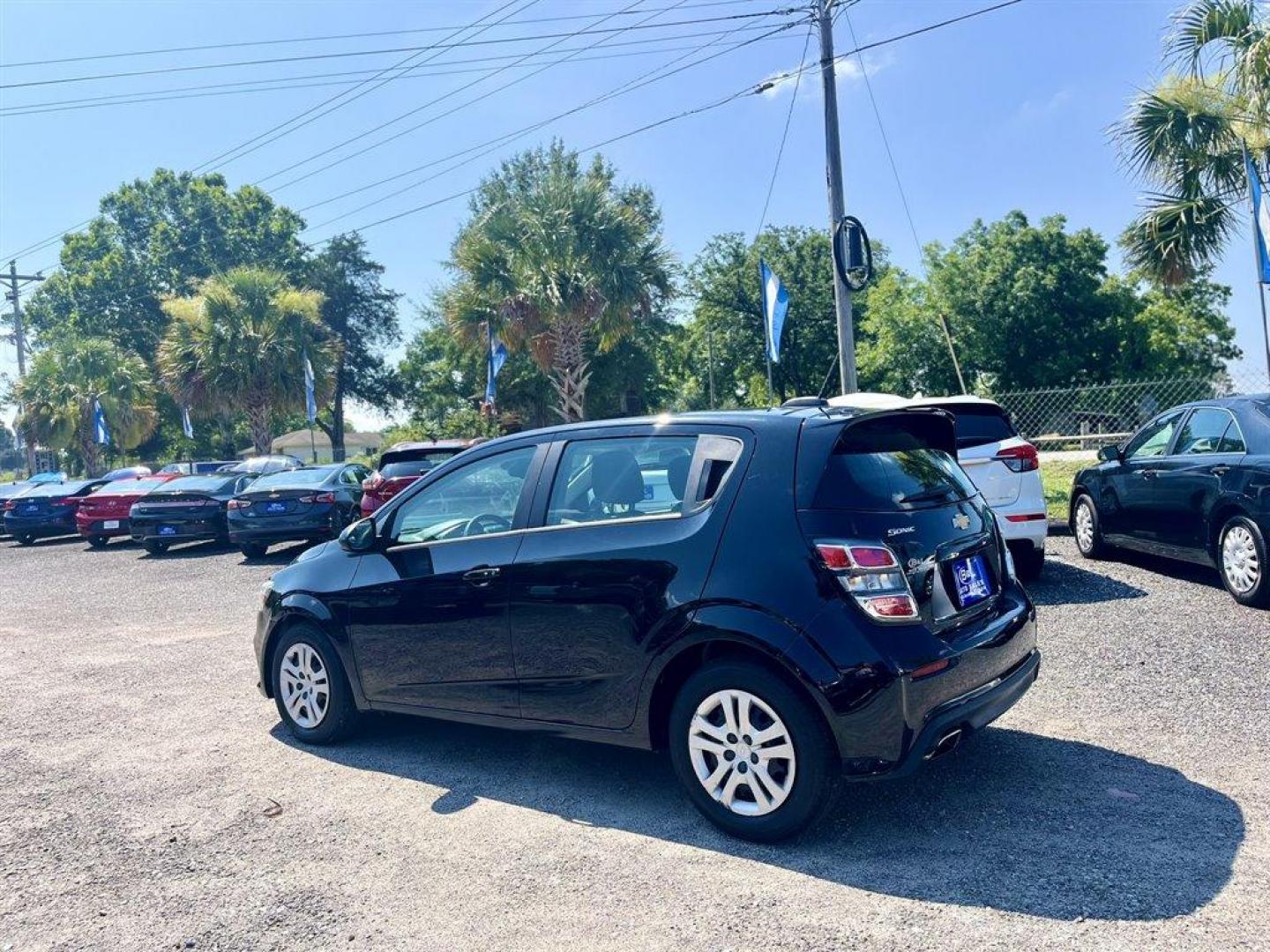 2020 Black /Grey Chevrolet Sonic (1G1JG6SB4L4) with an 1.4l I-4 MFI Dohc T/C 1.4 engine, Automatic transmission, located at 745 East Steele Rd., West Columbia, SC, 29170, (803) 755-9148, 33.927212, -81.148483 - Special Internet Price! 2020 Chevrolet Sonic LT with AM/FM radio, Backup camera, Cruise control, Cloth interior, Hatchback, Manual air conditioning, Manual windows, Powered door locks, Plus more! - Photo#1