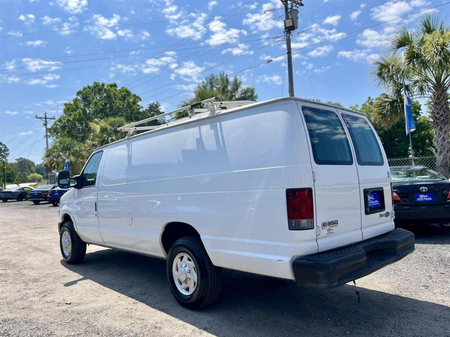 2012 White /Grey Ford E350 Vans (1FTSS3EL3CD) with an 5.4l V8 EFI Sohc 5.4l engine, Automatic transmission, located at 745 East Steele Rd., West Columbia, SC, 29170, (803) 755-9148, 33.927212, -81.148483 - Special Internet Price! 2012 Ford E350 Vans Econoline - Photo#1