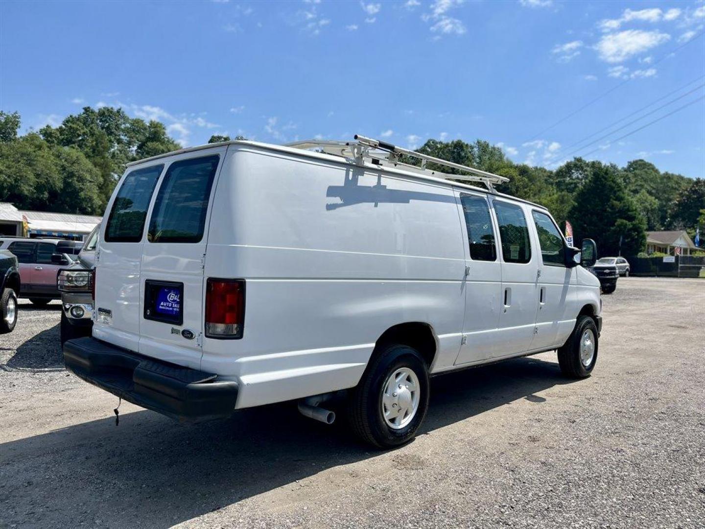 2012 White /Grey Ford E350 Vans (1FTSS3EL3CD) with an 5.4l V8 EFI Sohc 5.4l engine, Automatic transmission, located at 745 East Steele Rd., West Columbia, SC, 29170, (803) 755-9148, 33.927212, -81.148483 - Special Internet Price! 2012 Ford E350 Vans Econoline - Photo#2