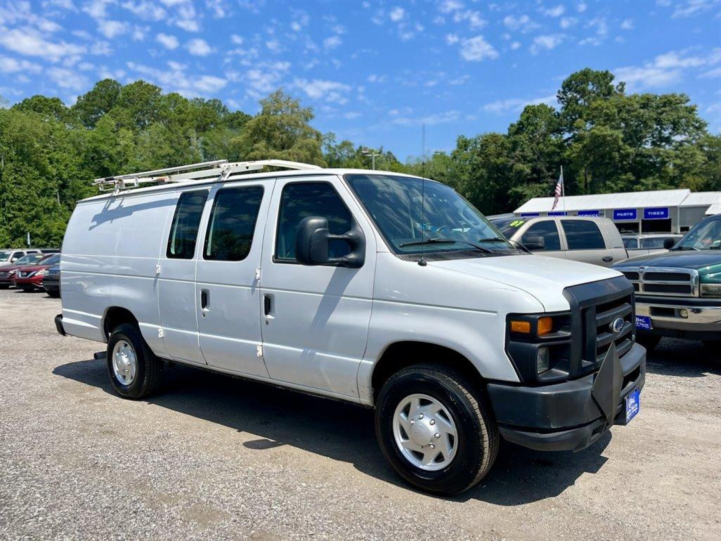 2012 White /Grey Ford E350 Vans (1FTSS3EL3CD) with an 5.4l V8 EFI Sohc 5.4l engine, Automatic transmission, located at 745 East Steele Rd., West Columbia, SC, 29170, (803) 755-9148, 33.927212, -81.148483 - Special Internet Price! 2012 Ford E350 Vans Econoline - Photo#3