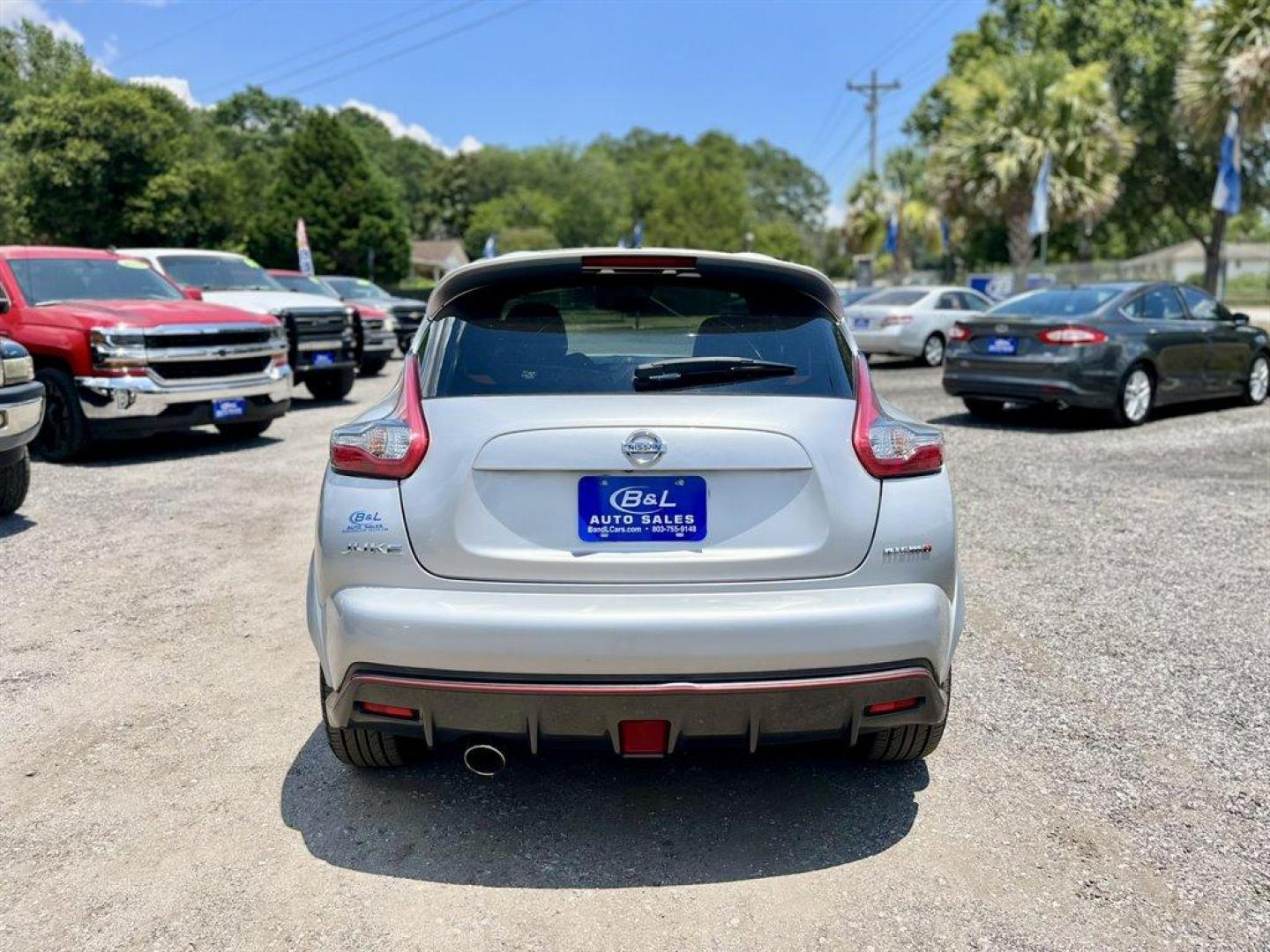 2015 Silver /Black Nissan Juke (JN8AF5MV4FT) with an 1.6l I-4 DI Dohc T/C 1.6l engine, Automatic transmission, located at 745 East Steele Rd., West Columbia, SC, 29170, (803) 755-9148, 33.927212, -81.148483 - Special Internet Price! 2015 Nissan Juke Nismo with Bluetooth, AM/FM radio, Cruise control, Backup camera with satellite view, Navigation, Manual air conditioning, Push to start, Keyless entry, Black cloth interior, Powered windows, Powered door locks, Plus more! - Photo#3