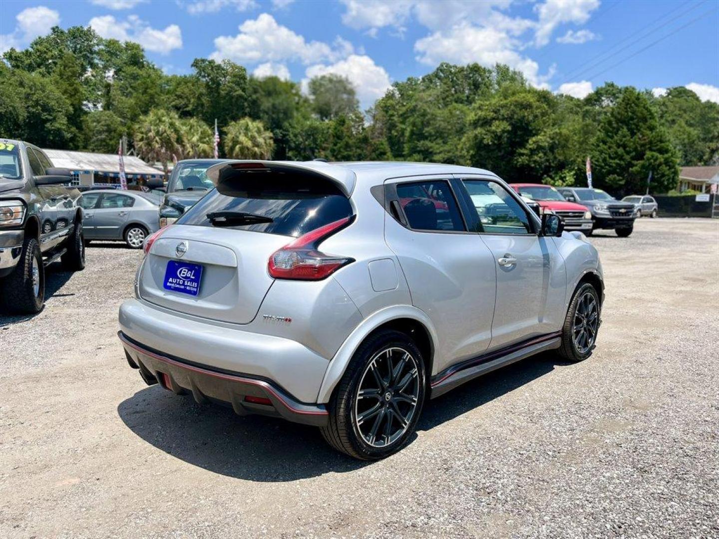 2015 Silver /Black Nissan Juke (JN8AF5MV4FT) with an 1.6l I-4 DI Dohc T/C 1.6l engine, Automatic transmission, located at 745 East Steele Rd., West Columbia, SC, 29170, (803) 755-9148, 33.927212, -81.148483 - Special Internet Price! 2015 Nissan Juke Nismo with Bluetooth, AM/FM radio, Cruise control, Backup camera with satellite view, Navigation, Manual air conditioning, Push to start, Keyless entry, Black cloth interior, Powered windows, Powered door locks, Plus more! - Photo#4