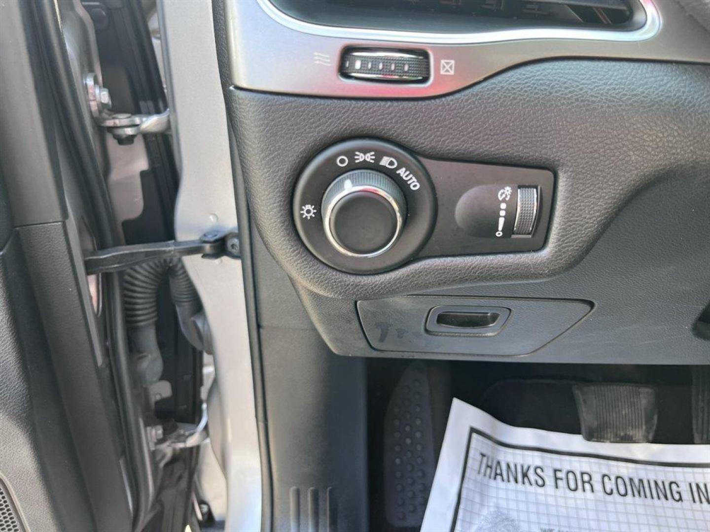 2020 Silver /Black Jeep Cherokee (1C4PJMCB2LD) with an 2.4l I-4 MPI Sohc 2.4l engine, Automatic transmission, located at 745 East Steele Rd., West Columbia, SC, 29170, (803) 755-9148, 33.927212, -81.148483 - Special Internet Price! 2020 Jeep Cherokee Latitude with AM/FM radio, SiriusXM radio, Backup camera, Cruise control, 4X4, Cloth interior, Powered windows, Powered door locks, Plus more! - Photo#18