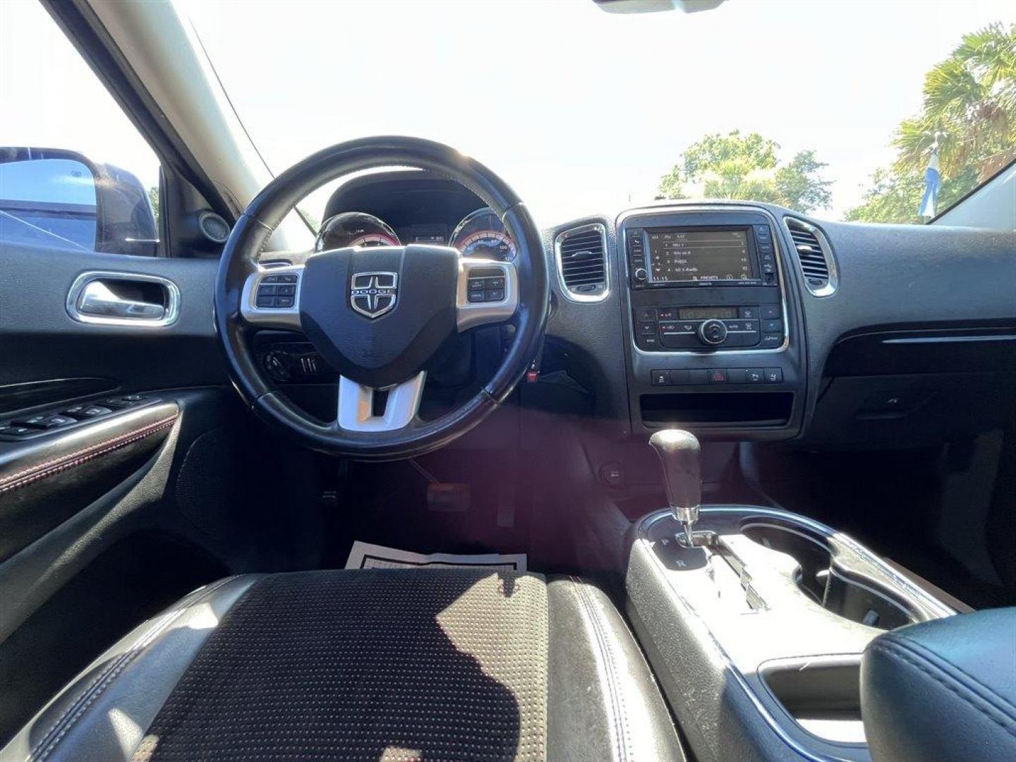 2013 Black /Black Dodge Durango (1C4RDHAG7DC) with an 3.6l V6 MPI Dohc 3.6l engine, Automatic transmission, located at 745 East Steele Rd., West Columbia, SC, 29170, (803) 755-9148, 33.927212, -81.148483 - Special Internet Price! 2013 Dodge Durango SXT with AM/FM radio, Cruise control, Keyless entry, Backup camera, Cloth interior, 3rd row seating, Air conditioning, Powered windows, Powered door locks, Plus more! - Photo#4