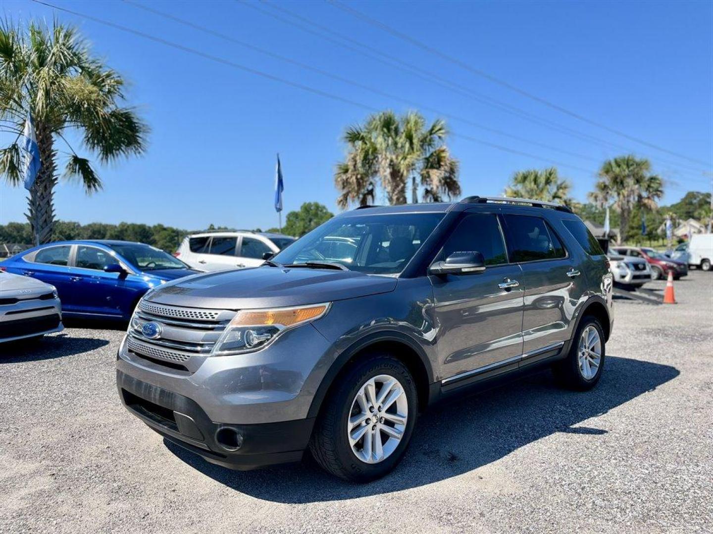 2011 Grey /Grey Ford Explorer (1FMHK8D8XBG) with an 3.5l V6 Smpi Dohc 3.5l engine, Automatic transmission, located at 745 East Steele Rd., West Columbia, SC, 29170, (803) 755-9148, 33.927212, -81.148483 - Special Internet Price! 2011 Ford Explorer with Bluetooth, AM/FM radio, Backup camera, Cruise control, Cloth interior, 3rd row seating, Keyless entry, Powered windows, Powered door locks, Plus more! - Photo#0