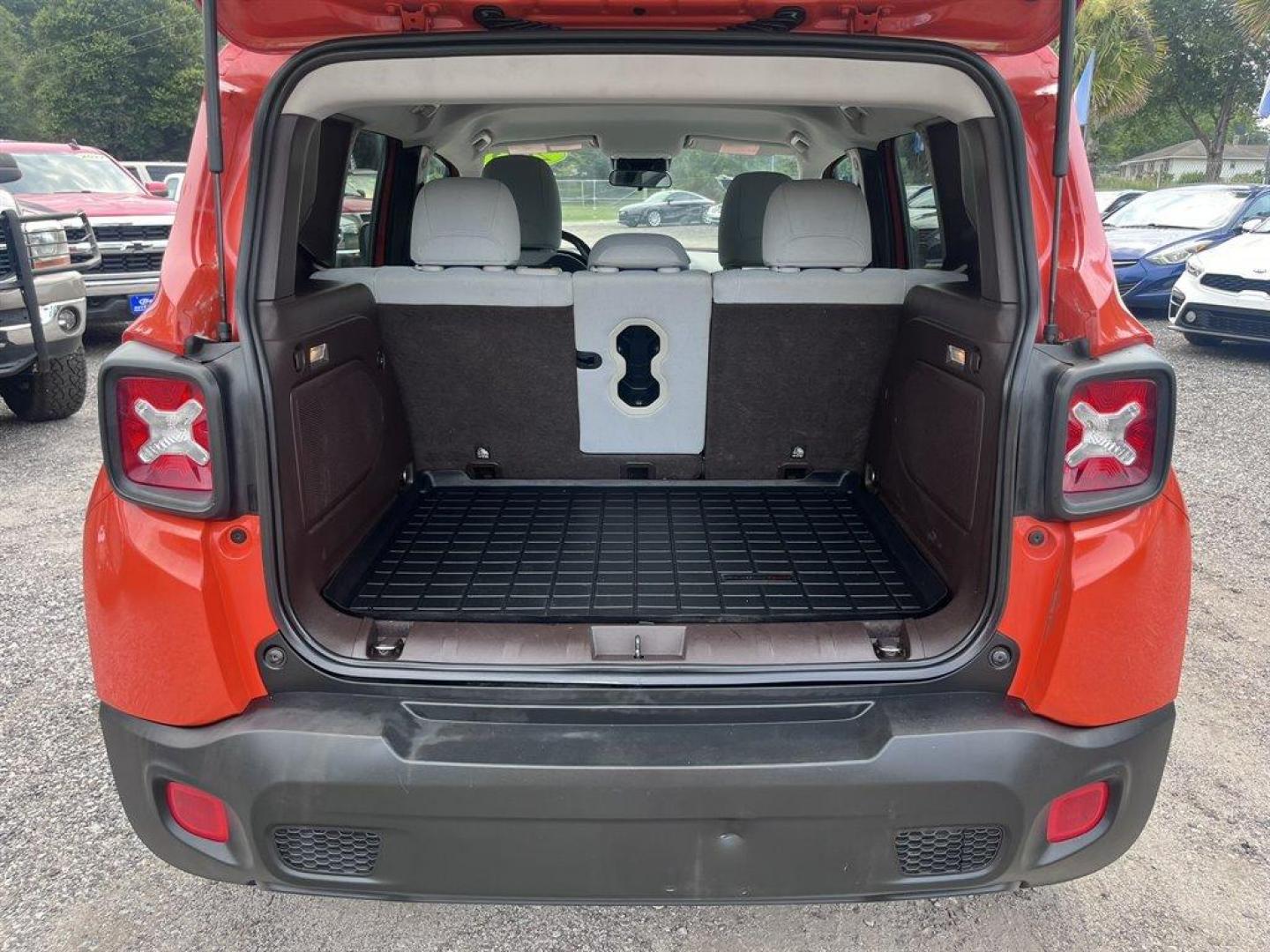 2015 Orange /Grey Jeep Renegade (ZACCJABT0FP) with an 2.4l I-4 Smpi Dohc 2.4l engine, Automatic transmission, located at 745 East Steele Rd., West Columbia, SC, 29170, (803) 755-9148, 33.927212, -81.148483 - Special Internet Price! 2015 Jeep Renegade Latitude with AM/FM radio, Backup camera, Cruise control, Automatic air conditioning, Push to start, Keyless entry, Cloth interior, Powered windows, Powered door locks, Plus more! - Photo#27