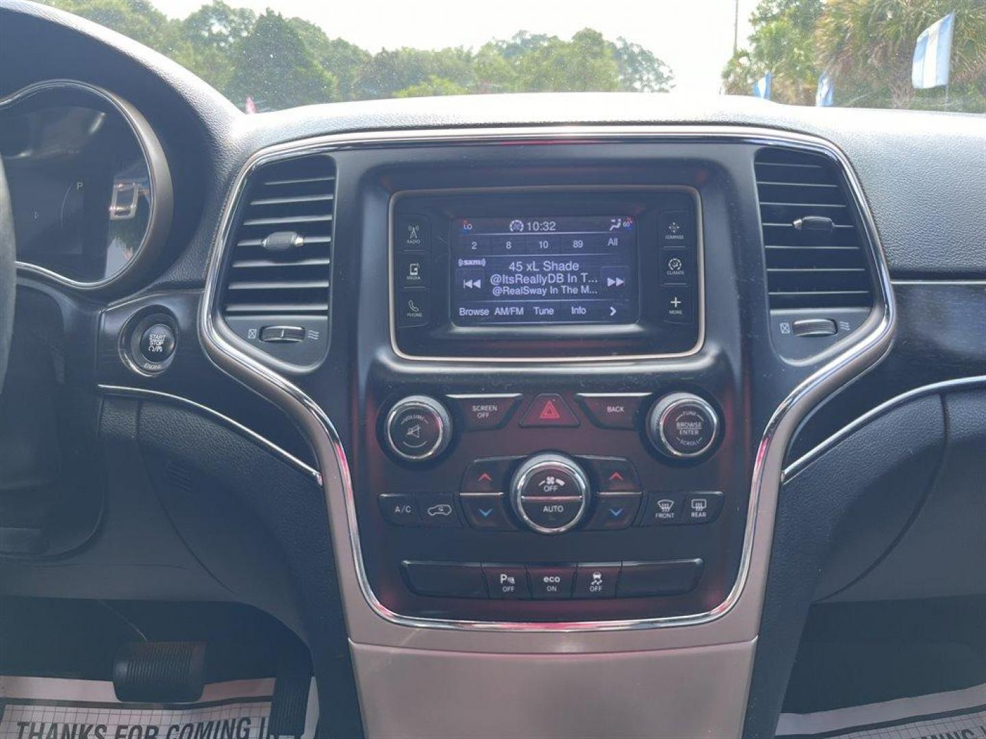 2014 White /Black Jeep Grand Cherokee (1C4RJEBMXEC) with an 3.0l V6 DI Dohc Tdsl 3.0l engine, Automatic transmission, located at 745 East Steele Rd., West Columbia, SC, 29170, (803) 755-9148, 33.927212, -81.148483 - Special Internet Price! 2014 Jeep Grand Cherokee Limited with AM/FM radio, Backup camera, Cruise control, Sunroof, Black leather seats, Powered front seats, Heated seats, Powered windows, Powered door locks, Plus more! - Photo#10