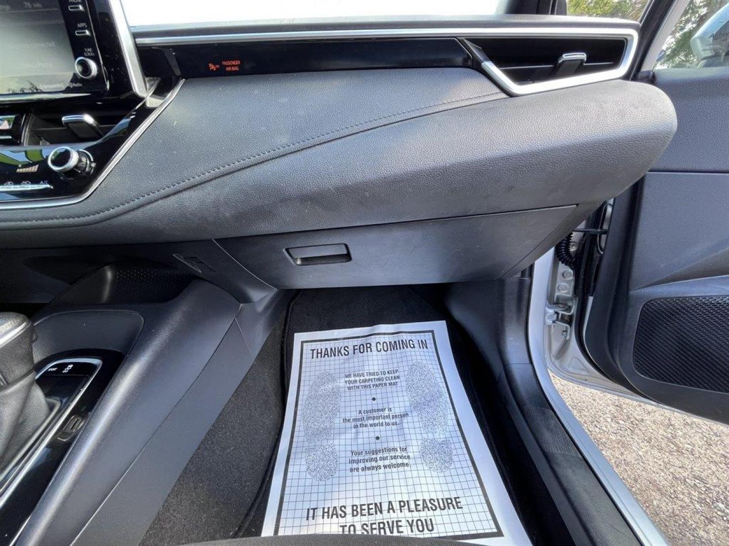 2021 Silver /Black Toyota Corolla (5YFP4MCE1MP) with an 2.0l I-4 DI Dohc 2.0l engine, Automatic transmission, located at 745 East Steele Rd., West Columbia, SC, 29170, (803) 755-9148, 33.927212, -81.148483 - Special Internet Price! 2021 Toyota Corolla with AM/FM radio, Auto air condition, Cruise control, Sunroof, Backup camera, Cloth interior, Push to start, Keyless entry, Powered windows, Powered door locks, Plus more! - Photo#32