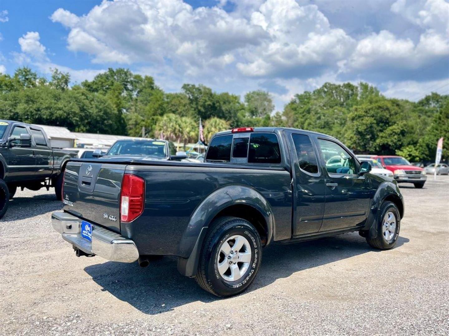 2012 Grey /Grey Nissan Frontier (1N6AD0CWXCC) with an 4.0l V6 MPI Dohc 4.0l engine, Automatic transmission, located at 745 East Steele Rd., West Columbia, SC, 29170, (803) 755-9148, 33.927212, -81.148483 - Special Internet Price! 2012 Nissan Frontier SV with AM/FM radio, Cruise control, Keyless entry, Cloth interior, Truck bed cap, Powered windows, Powered door locks, Plus more! - Photo#2