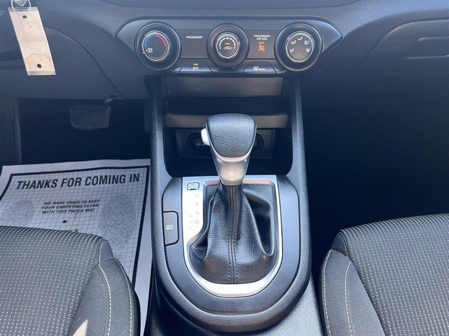 2021 White /Black Kia Forte (3KPF24AD7ME) with an 2.0l I-4 MPI Dohc 2.0l engine, Automatic transmission, located at 745 East Steele Rd., West Columbia, SC, 29170, (803) 755-9148, 33.927212, -81.148483 - Special Internet Price! 2021 Kia Forte FE with Bluetooth, AM/FM radio, Backup camera, Keyless entry, Manual air conditioning, Black cloth interior, Powered windows, Powered door locks, Plus more! - Photo#12