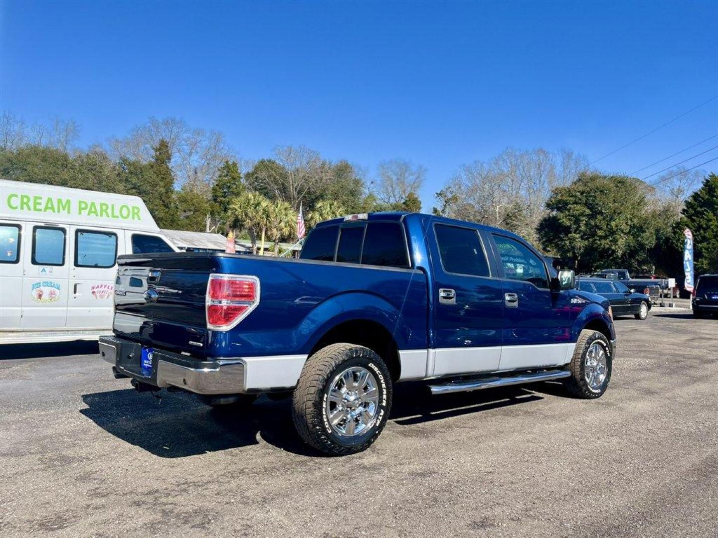 2012 Blue /Grey Ford F150 (1FTFW1CF7CF) with an 5.0l V8 Smpi Dohc Flex 5. engine, Automatic transmission, located at 745 East Steele Rd., West Columbia, SC, 29170, (803) 755-9148, 33.927212, -81.148483 - Special Internet Price! 2012 Ford F150 with AM/FM radio, Bluetooth, Cruise control, Keyless entry, Cloth interior, Seats up to 6, Powered windows, Powered door locks, Plus more! - Photo#3