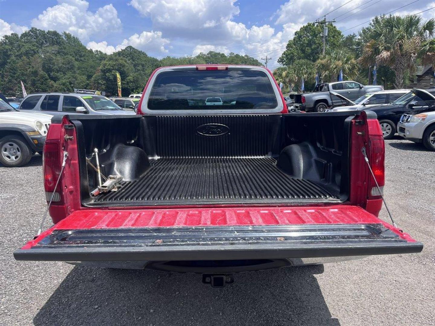 1997 Red /Tan Ford F150 (1FTDF17W0VN) with an 4.6l V8 EFI Sohc 4.6l engine, Automatic transmission, located at 745 East Steele Rd., West Columbia, SC, 29170, (803) 755-9148, 33.927212, -81.148483 - Photo#18