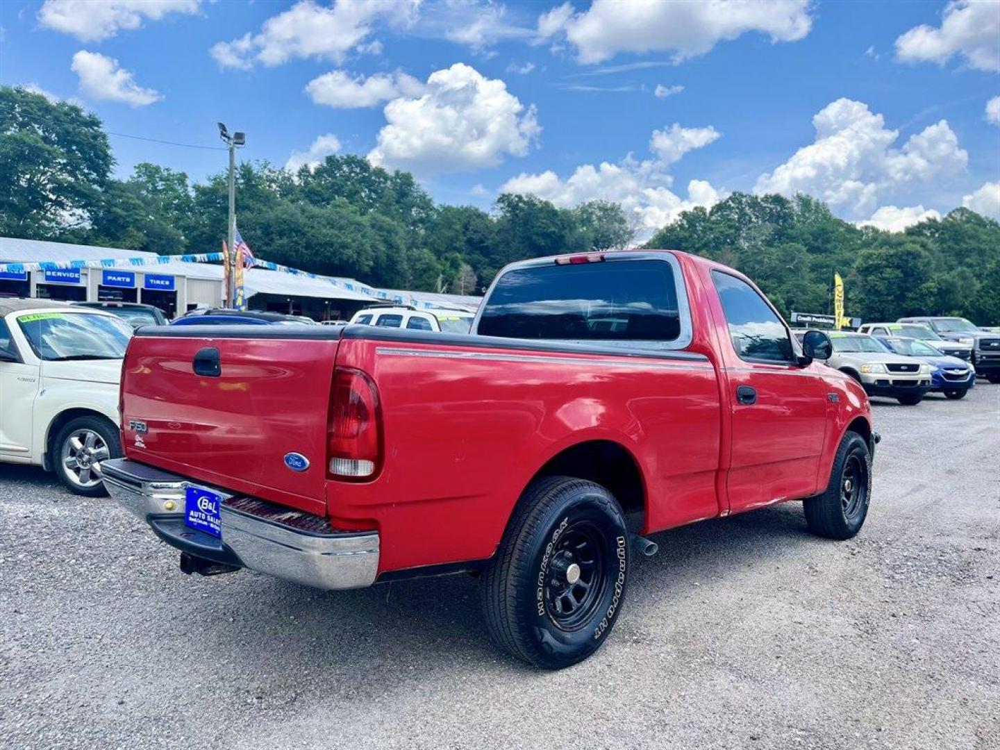 1997 Red /Tan Ford F150 (1FTDF17W0VN) with an 4.6l V8 EFI Sohc 4.6l engine, Automatic transmission, located at 745 East Steele Rd., West Columbia, SC, 29170, (803) 755-9148, 33.927212, -81.148483 - Photo#2