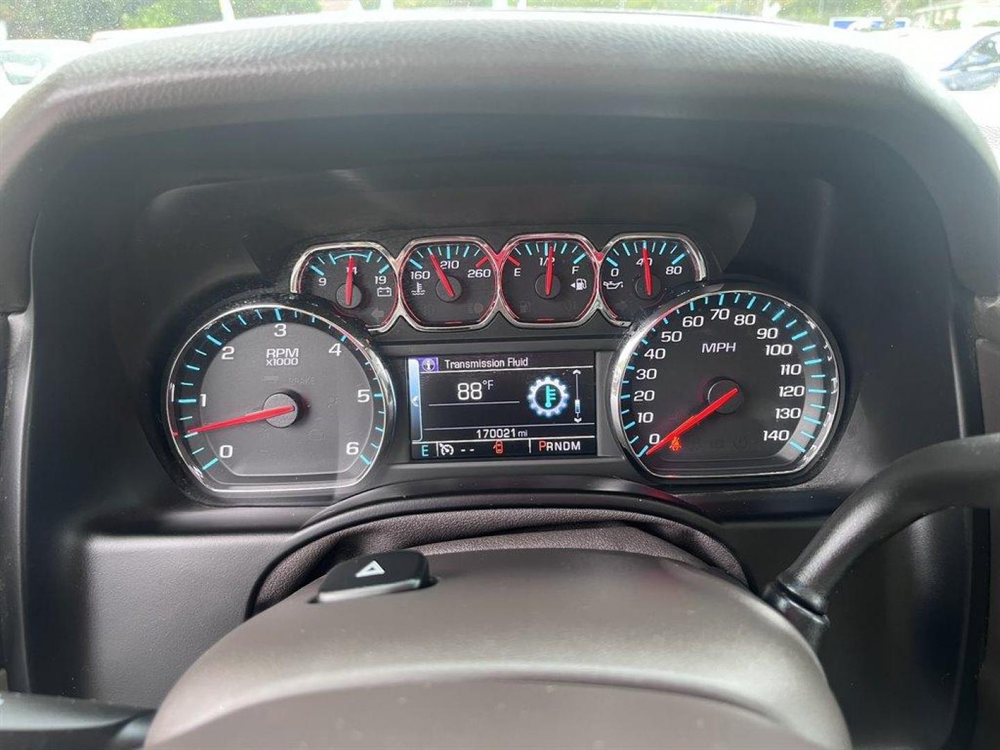 2015 White /Taupe Chevrolet Suburban (1GNSKKKC2FR) with an 5.3l V8 DI VVT Flex 5.3l engine, Automatic transmission, located at 745 East Steele Rd., West Columbia, SC, 29170, (803) 755-9148, 33.927212, -81.148483 - Special Internet Price! 2015 Chevrolet Suburban 1500 LTZ with Bluetooth, Backup camera, Other Apps, Cruise control, Sunroof, Leather interior, Powered driver seat, 3rd row seating, Dual rear entertainment, Powered liftgate, Powered windows, Powered door locks, Plus more! - Photo#8