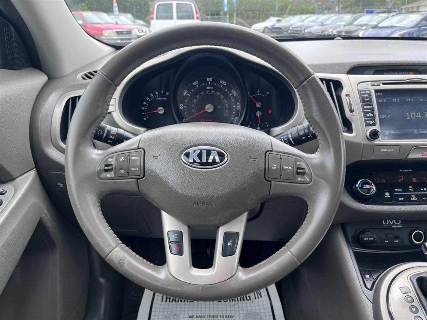 2014 White /Grey Kia Sportage (KNDPC3AC6E7) with an 2.4l I-4 DI Dohc 2.4l engine, Automatic transmission, located at 745 East Steele Rd., West Columbia, SC, 29170, (803) 755-9148, 33.927212, -81.148483 - Special Internet Price! 2014 Kia Sportage EX with Bluetooth, Backup camera, Cruise control, Heated front seats, Dual moonroof, Leather interior, Powered windows, Powered door locks, Plus more! - Photo#5