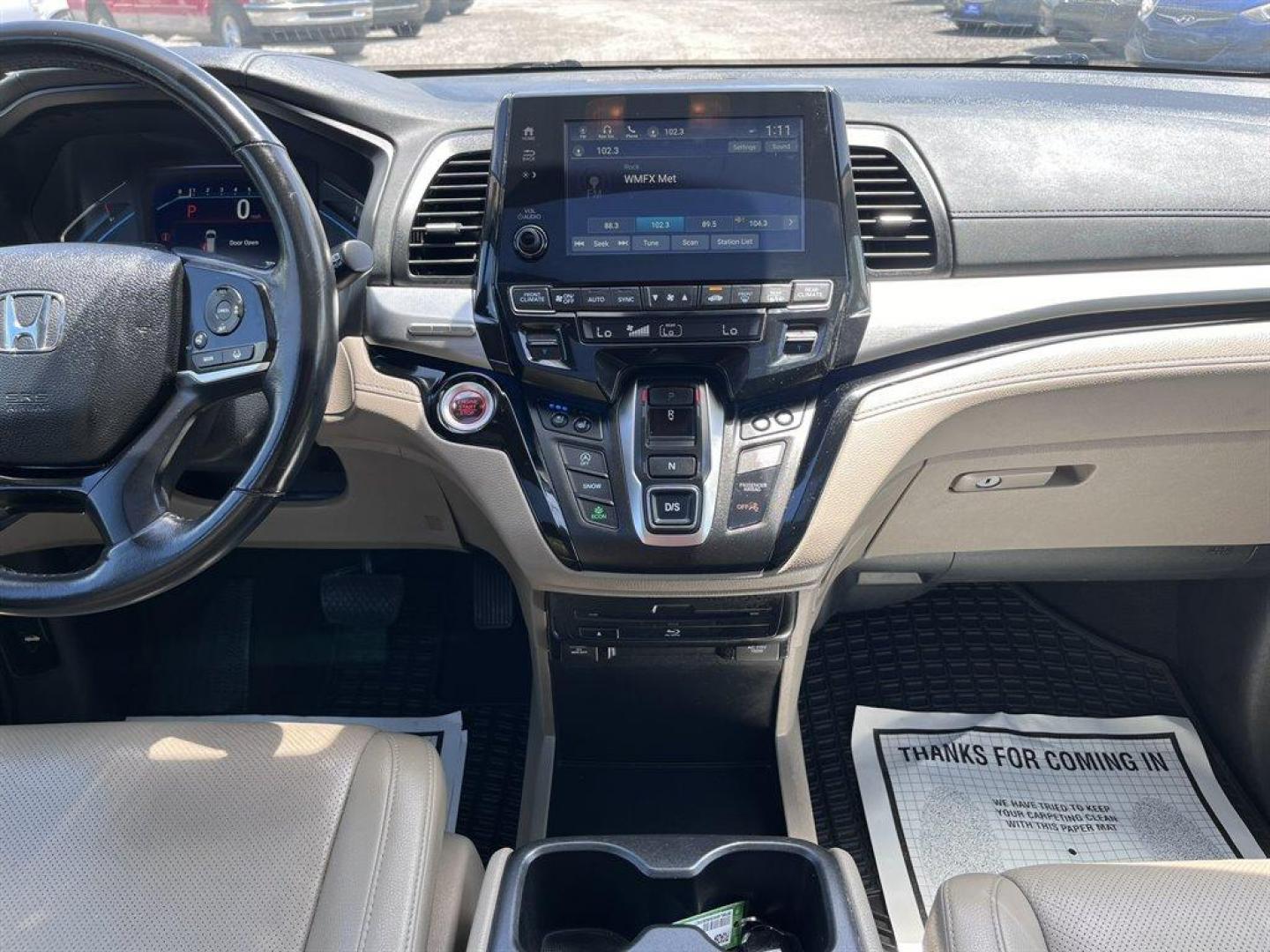 2019 White /Taupe Honda Odyssey (5FNRL6H93KB) with an 3.5l V6 MPI Sohc Vtec 3.5 engine, Automatic transmission, located at 745 East Steele Rd., West Columbia, SC, 29170, (803) 755-9148, 33.927212, -81.148483 - Special Internet Price! 2019 Honda Odyssey Elite with Bluetooth, Cruise control, Backup camera, Navigation, Sunroof, Heating and cooling front seats, Leather interior, Cab view camera, 3rd row seating, Rear attached vacuum, Powered liftgate, Powered windows, Powered door locks, Plus more! - Photo#10