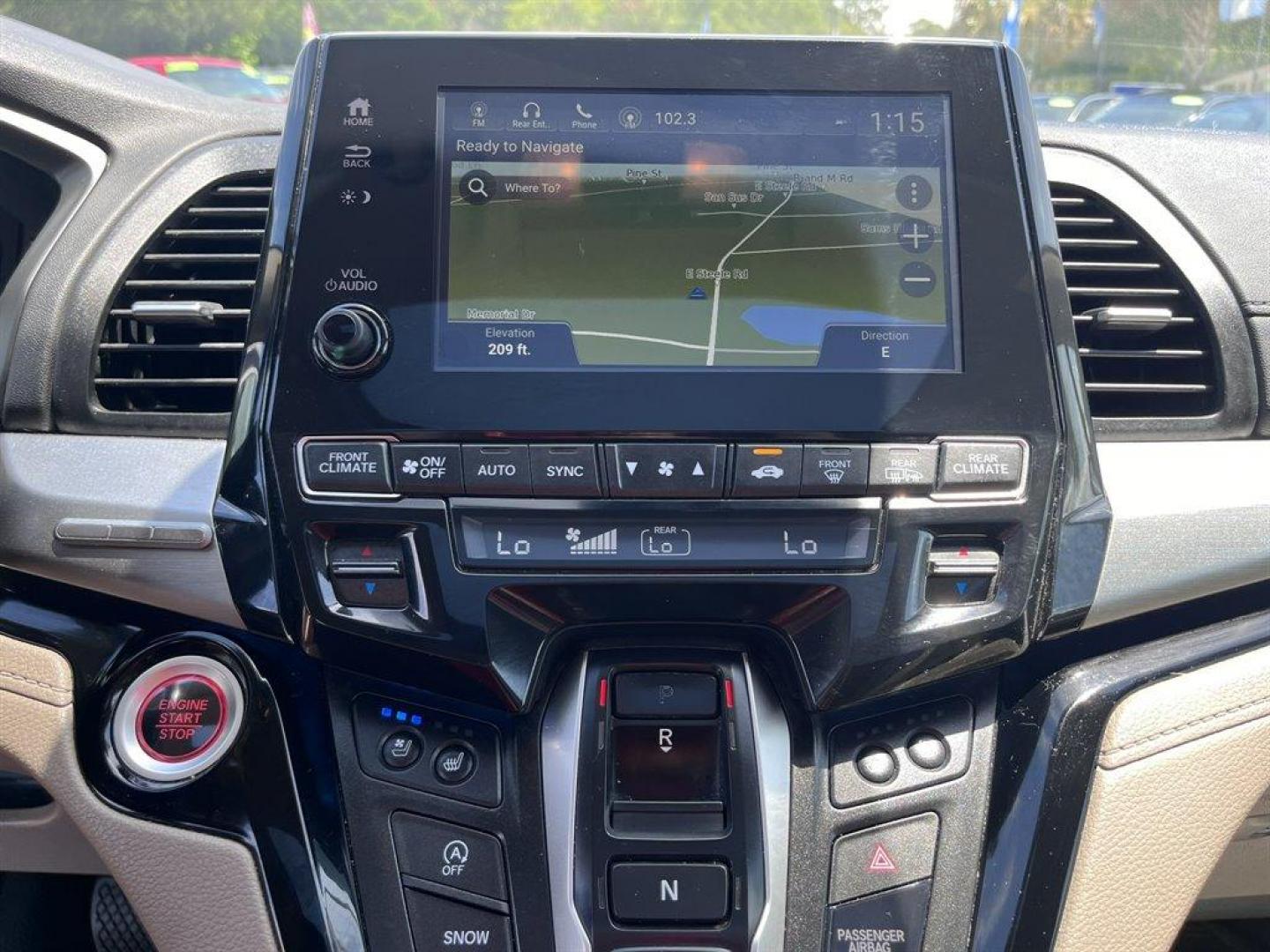 2019 White /Taupe Honda Odyssey (5FNRL6H93KB) with an 3.5l V6 MPI Sohc Vtec 3.5 engine, Automatic transmission, located at 745 East Steele Rd., West Columbia, SC, 29170, (803) 755-9148, 33.927212, -81.148483 - Special Internet Price! 2019 Honda Odyssey Elite with Bluetooth, Cruise control, Backup camera, Navigation, Sunroof, Heating and cooling front seats, Leather interior, Cab view camera, 3rd row seating, Rear attached vacuum, Powered liftgate, Powered windows, Powered door locks, Plus more! - Photo#15