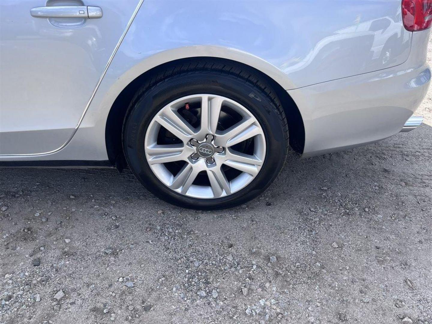 2010 Silver /Black Audi A4 (WAUBFAFL3AN) with an 2.0l I-4 FSI Dohc T/C 2.0 engine, Automatic transmission, located at 745 East Steele Rd., West Columbia, SC, 29170, (803) 755-9148, 33.927212, -81.148483 - Special Internet Price! 2010 Audi A4 Premium with AM/FM radio, Cruise control, Sunroof, Manual air conditioning, Keyless entry, Leather interior, Powered front seats, Powered windows, Powered door locks, Plus more! - Photo#36