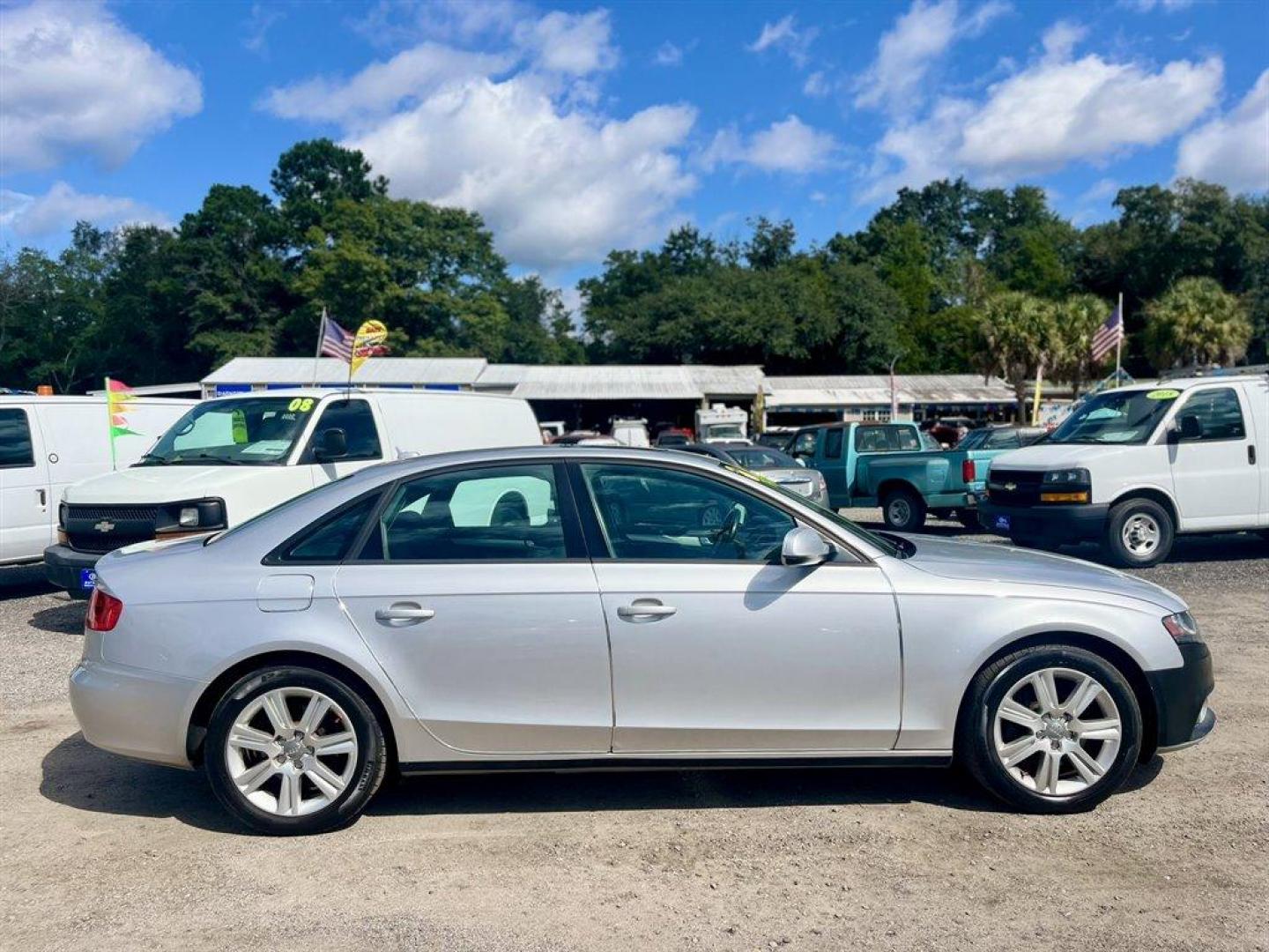 2010 Silver /Black Audi A4 (WAUBFAFL3AN) with an 2.0l I-4 FSI Dohc T/C 2.0 engine, Automatic transmission, located at 745 East Steele Rd., West Columbia, SC, 29170, (803) 755-9148, 33.927212, -81.148483 - Special Internet Price! 2010 Audi A4 Premium with AM/FM radio, Cruise control, Sunroof, Manual air conditioning, Keyless entry, Leather interior, Powered front seats, Powered windows, Powered door locks, Plus more! - Photo#5