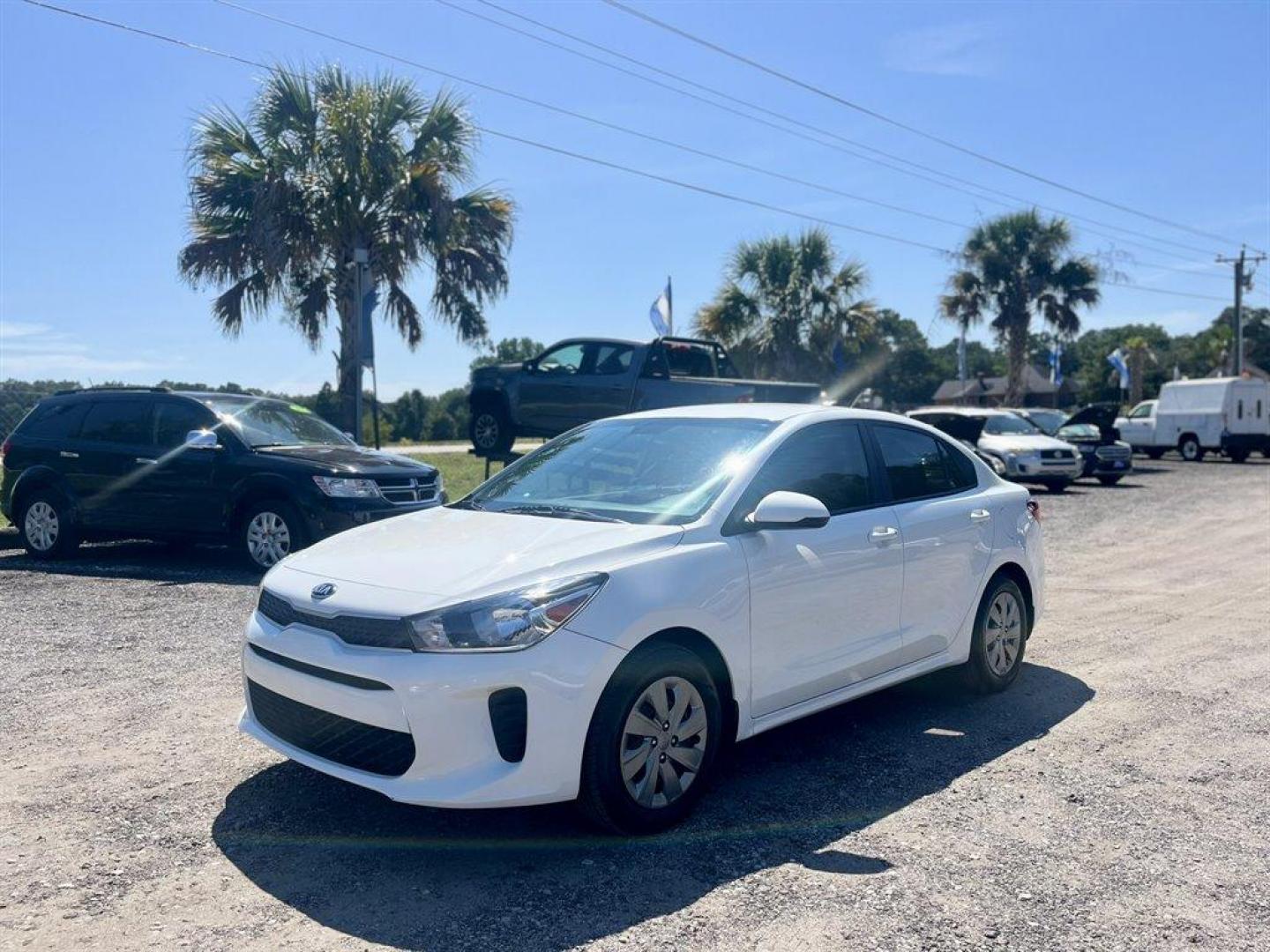 2020 White /Black Kia Rio (3KPA24AD7LE) with an 1.6l I-4 DI Dohc Cvvt 1.6 engine, Automatic transmission, located at 745 East Steele Rd., West Columbia, SC, 29170, (803) 755-9148, 33.927212, -81.148483 - Special Internet Price! 2020 Kia Rio LX with AM/FM radio, Backup camera, Cruise control, Manual air conditioning, Cloth interior, Powered windows, Powered door locks, Plus more! - Photo#0