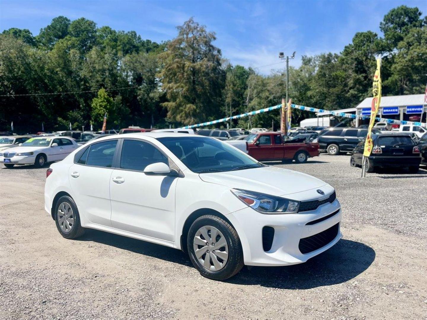 2020 White /Black Kia Rio (3KPA24AD7LE) with an 1.6l I-4 DI Dohc Cvvt 1.6 engine, Automatic transmission, located at 745 East Steele Rd., West Columbia, SC, 29170, (803) 755-9148, 33.927212, -81.148483 - Special Internet Price! 2020 Kia Rio LX with AM/FM radio, Backup camera, Cruise control, Manual air conditioning, Cloth interior, Powered windows, Powered door locks, Plus more! - Photo#3