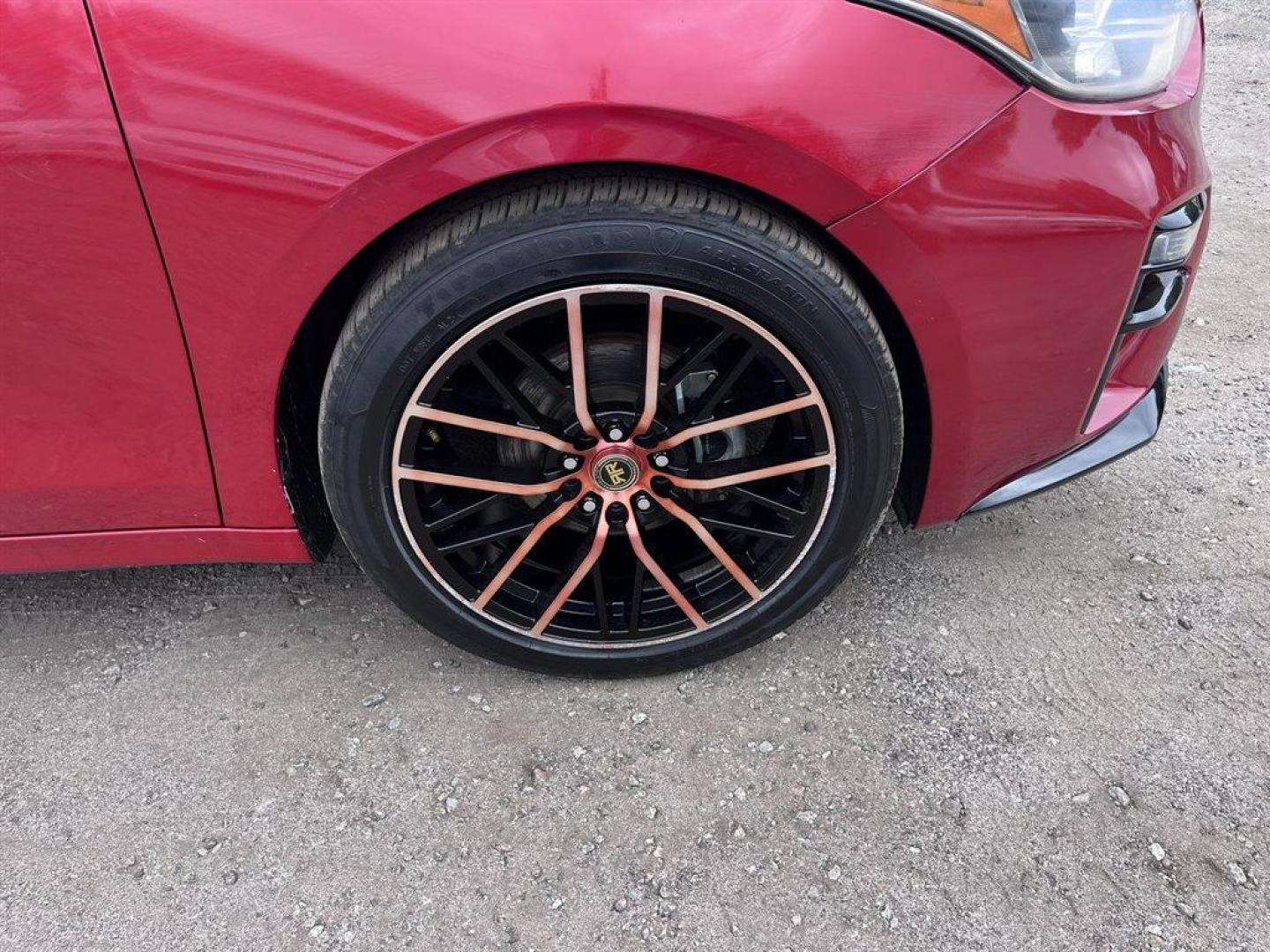 2019 Red /Black Kia Forte (3KPF34AD3KE) with an 2.0l I-4 MPI Dohc 2.0l engine, Automatic transmission, located at 745 East Steele Rd., West Columbia, SC, 29170, (803) 755-9148, 33.927212, -81.148483 - Special Internet Price! 2019 Kia Forte S with Bluetooth, Backup camera, Cruise control, Sunroof, Cloth interior, Powered windows, Powered door locks, Plus more! - Photo#32