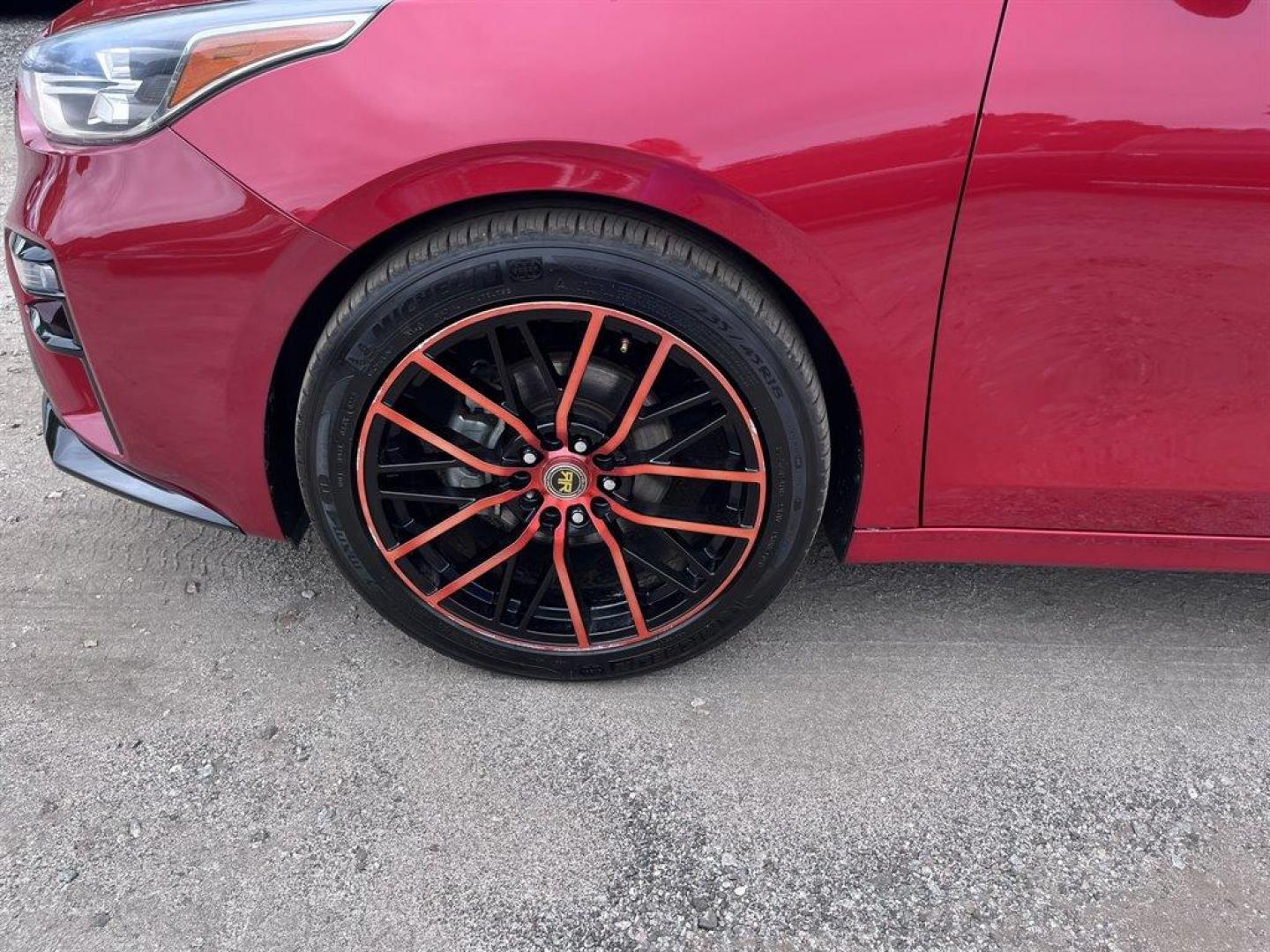 2019 Red /Black Kia Forte (3KPF34AD3KE) with an 2.0l I-4 MPI Dohc 2.0l engine, Automatic transmission, located at 745 East Steele Rd., West Columbia, SC, 29170, (803) 755-9148, 33.927212, -81.148483 - Special Internet Price! 2019 Kia Forte S with Bluetooth, Backup camera, Cruise control, Sunroof, Cloth interior, Powered windows, Powered door locks, Plus more! - Photo#35