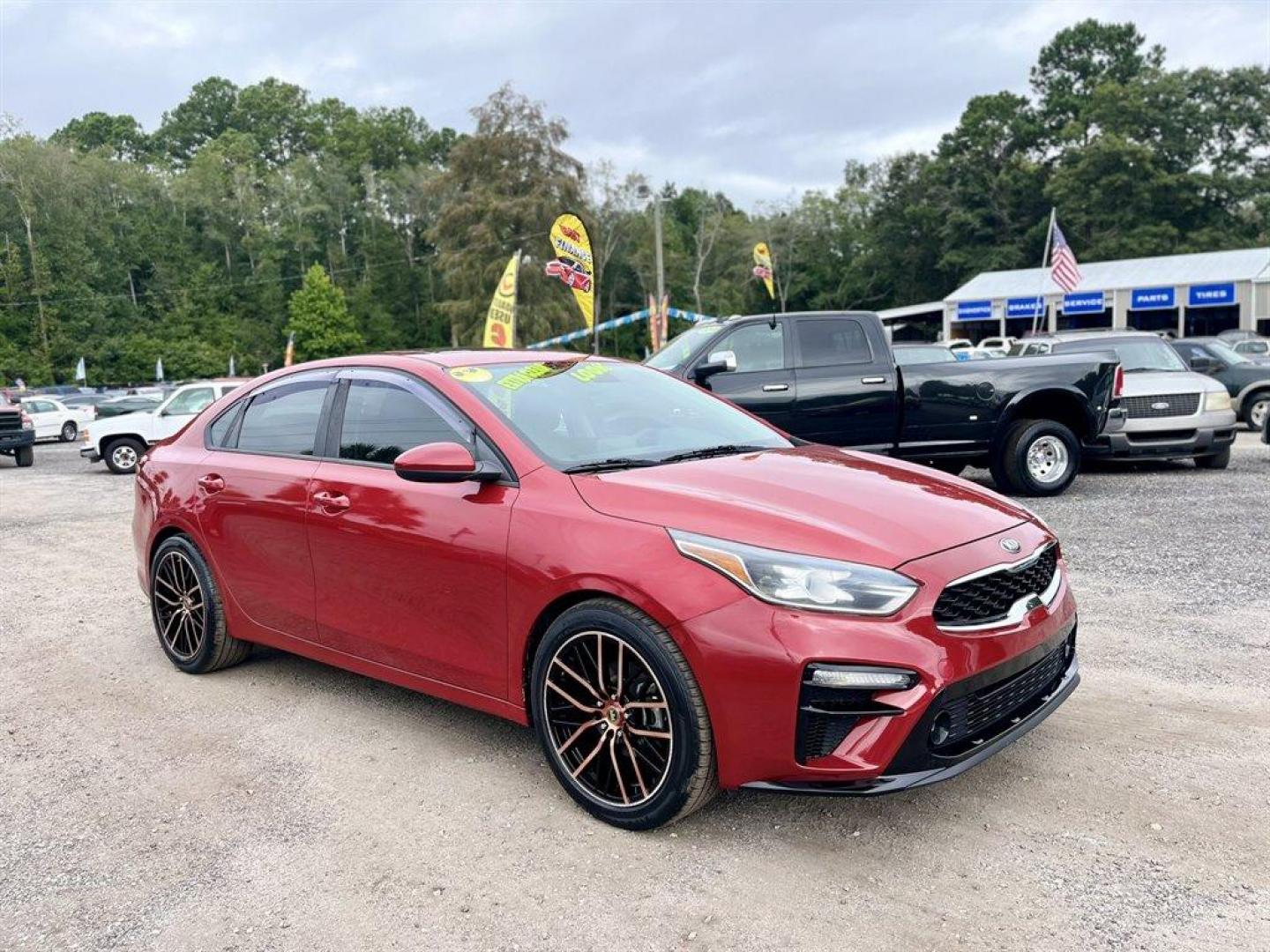 2019 Red /Black Kia Forte (3KPF34AD3KE) with an 2.0l I-4 MPI Dohc 2.0l engine, Automatic transmission, located at 745 East Steele Rd., West Columbia, SC, 29170, (803) 755-9148, 33.927212, -81.148483 - Special Internet Price! 2019 Kia Forte S with Bluetooth, Backup camera, Cruise control, Sunroof, Cloth interior, Powered windows, Powered door locks, Plus more! - Photo#3