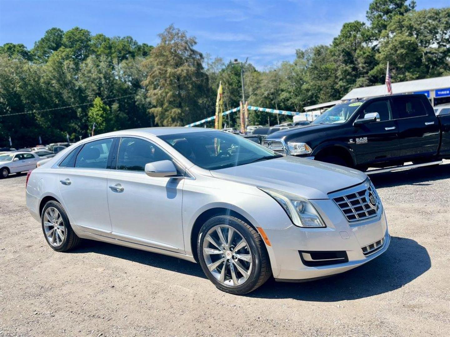 2013 Silver /Black Cadillac XTS (2G61N5S3XD9) with an 3.6l V6 DI Dohc 3.6l engine, Automatic transmission, located at 745 East Steele Rd., West Columbia, SC, 29170, (803) 755-9148, 33.927212, -81.148483 - Special Internet Price! 2013 Cadillac XTS Luxury with AM/FM radio, Cruise control, Leather interior, Powered front seats, Push to start, Keyless entry, Powered windows, Powered door locks, Plus more! - Photo#3