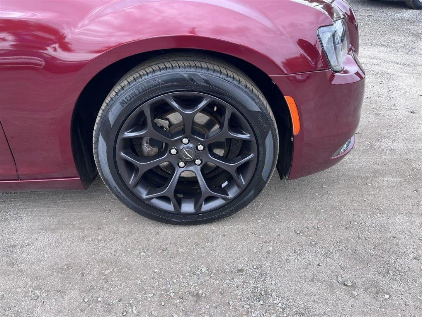 2019 Burgundy /Black Chrysler 300 (2C3CCABG3KH) with an 3.6l V6 MPI Dohc VVT Flex engine, Automatic transmission, located at 745 East Steele Rd., West Columbia, SC, 29170, (803) 755-9148, 33.927212, -81.148483 - Special Internet Price! 2019 Chrysler 300 with Bluetooth, Backup camera, Navigation, Cruise control, Push to start, Keyless entry, Leather interior, Heated front seats, Powered front seats, Powered windows, Powered door locks, Plus more! - Photo#32