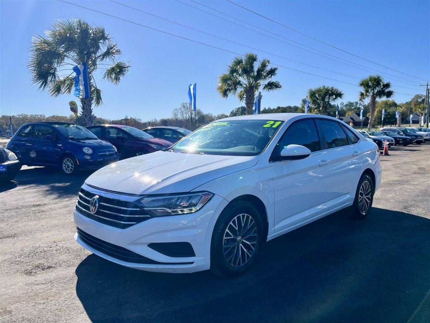 2021 White /Black Volkswagen Jetta (3VWC57BU0MM) with an 1.4l I-4 DI Dohc T/C 1.4l engine, Automatic transmission, located at 745 East Steele Rd., West Columbia, SC, 29170, (803) 755-9148, 33.927212, -81.148483 - Photo#0