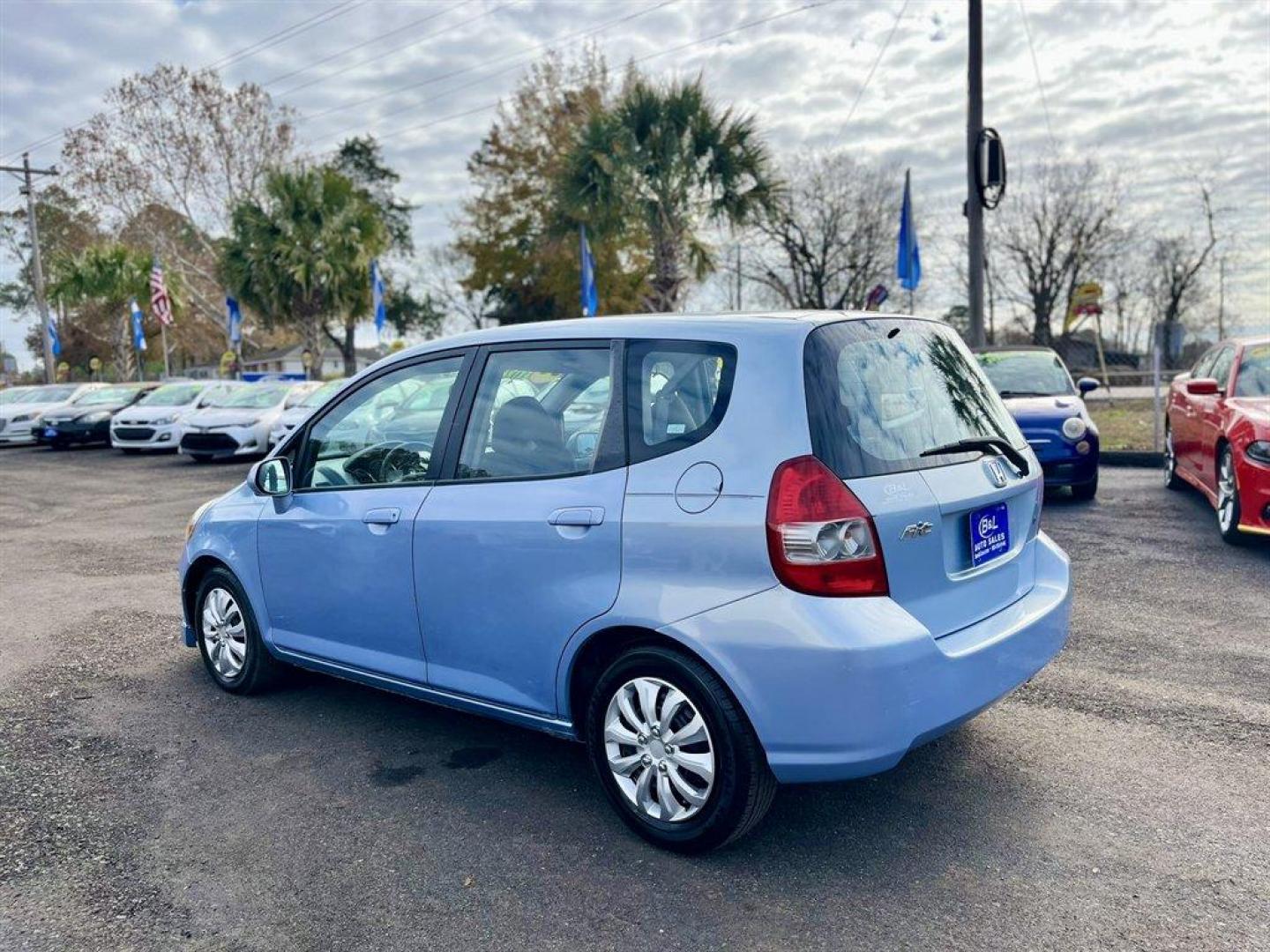 2008 Blue /Black Honda Fit (JHMGD38468S) with an 1.5l I-4 MPI Sohc Vtec 1. engine, Automatic transmission, located at 745 East Steele Rd., West Columbia, SC, 29170, (803) 755-9148, 33.927212, -81.148483 - Special Internet Price! 2008 Honda Fit with AM/FM radio, Manual air conditioning, Cloth interior, Powered windows, Powered door locks, Plus more! - Photo#1