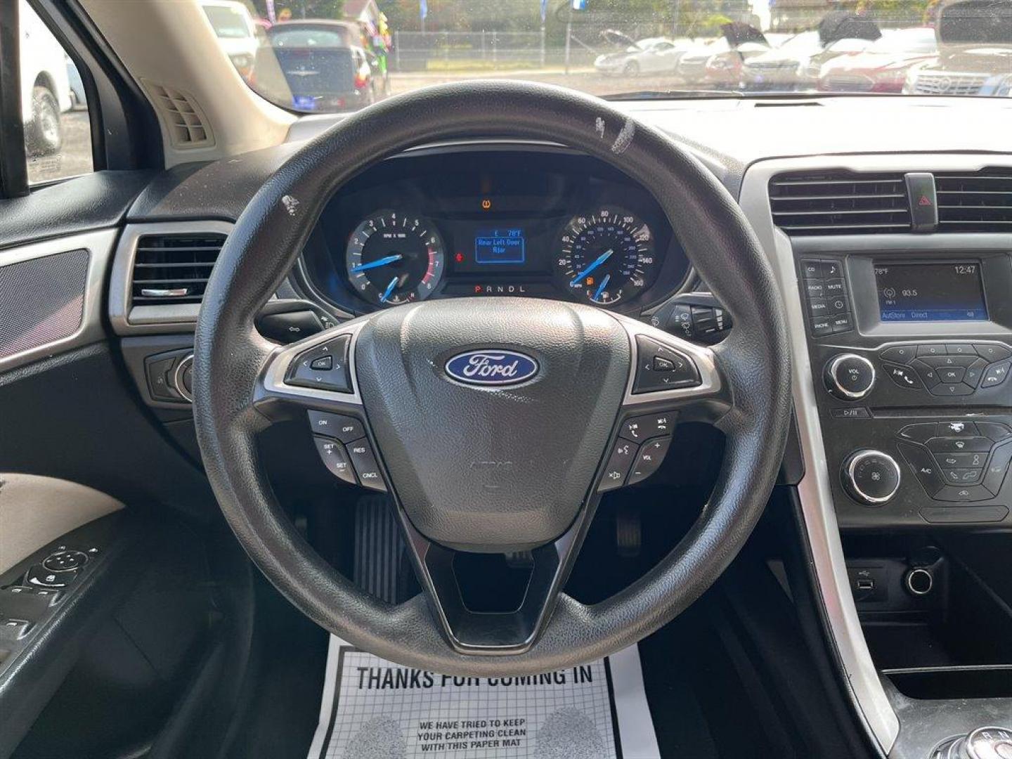 2018 Blue /Tan Ford Fusion (3FA6P0G70JR) with an 2.5l I-4 Smpi Dohc 2.5l engine, Automatic transmission, located at 745 East Steele Rd., West Columbia, SC, 29170, (803) 755-9148, 33.927212, -81.148483 - Special Internet Price! 2018 Ford Fusion with AM/FM radio, Bluetooth, Backup camera, Cruise control, Push to start, Automatic air conditioning, Powered windows, Powered door locks, Plus more! - Photo#9