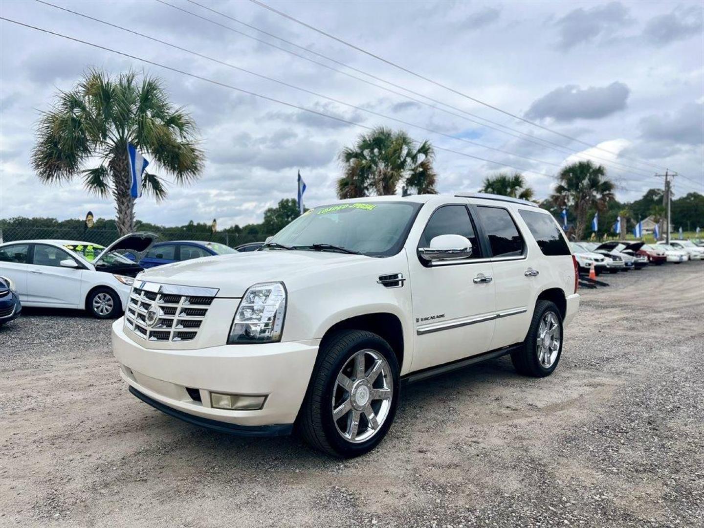 2008 White /Taupe Cadillac Escalade (1GYEC63828R) with an 6.2l V8 SFI OHV HO 6.2l engine, Automatic transmission, located at 745 East Steele Rd., West Columbia, SC, 29170, (803) 755-9148, 33.927212, -81.148483 - Special Internet Price! 2008 Cadillac Escalade with AM/FM radio, Backup camera, Navigation, Keyless entry, 3rd row seating, Rear entertainment, Sunroof, Leather interior, Powered windows, Powered door locks, Plus more! - Photo#0