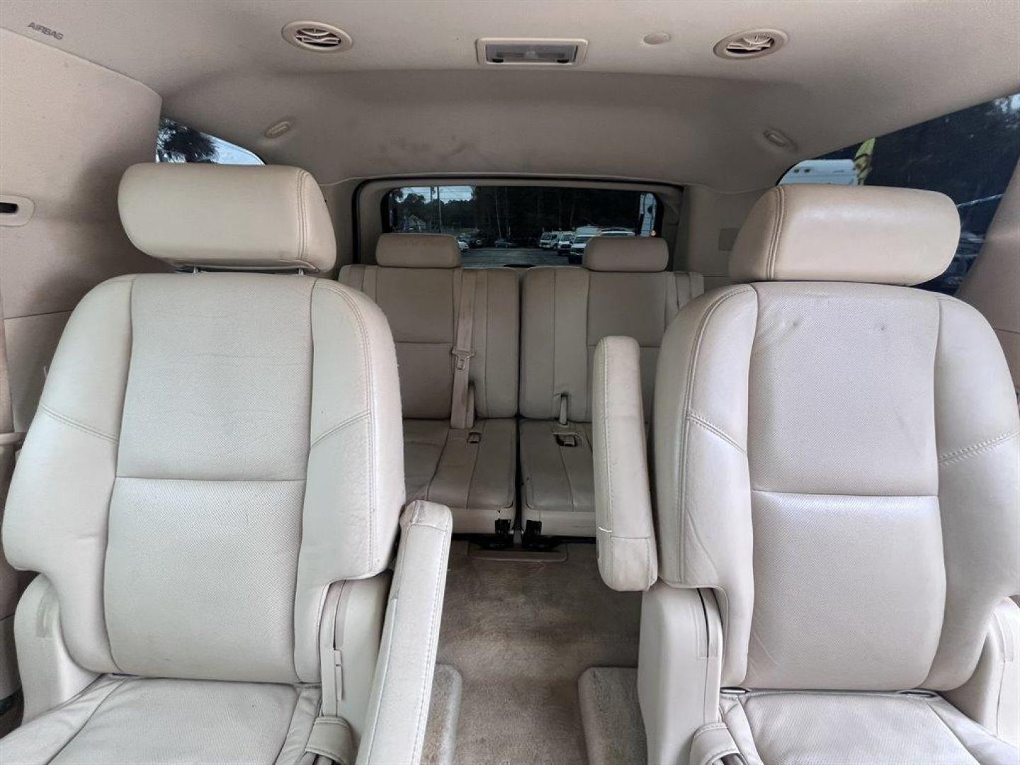 2008 White /Taupe Cadillac Escalade (1GYEC63828R) with an 6.2l V8 SFI OHV HO 6.2l engine, Automatic transmission, located at 745 East Steele Rd., West Columbia, SC, 29170, (803) 755-9148, 33.927212, -81.148483 - Special Internet Price! 2008 Cadillac Escalade with AM/FM radio, Backup camera, Navigation, Keyless entry, 3rd row seating, Rear entertainment, Sunroof, Leather interior, Powered windows, Powered door locks, Plus more! - Photo#29