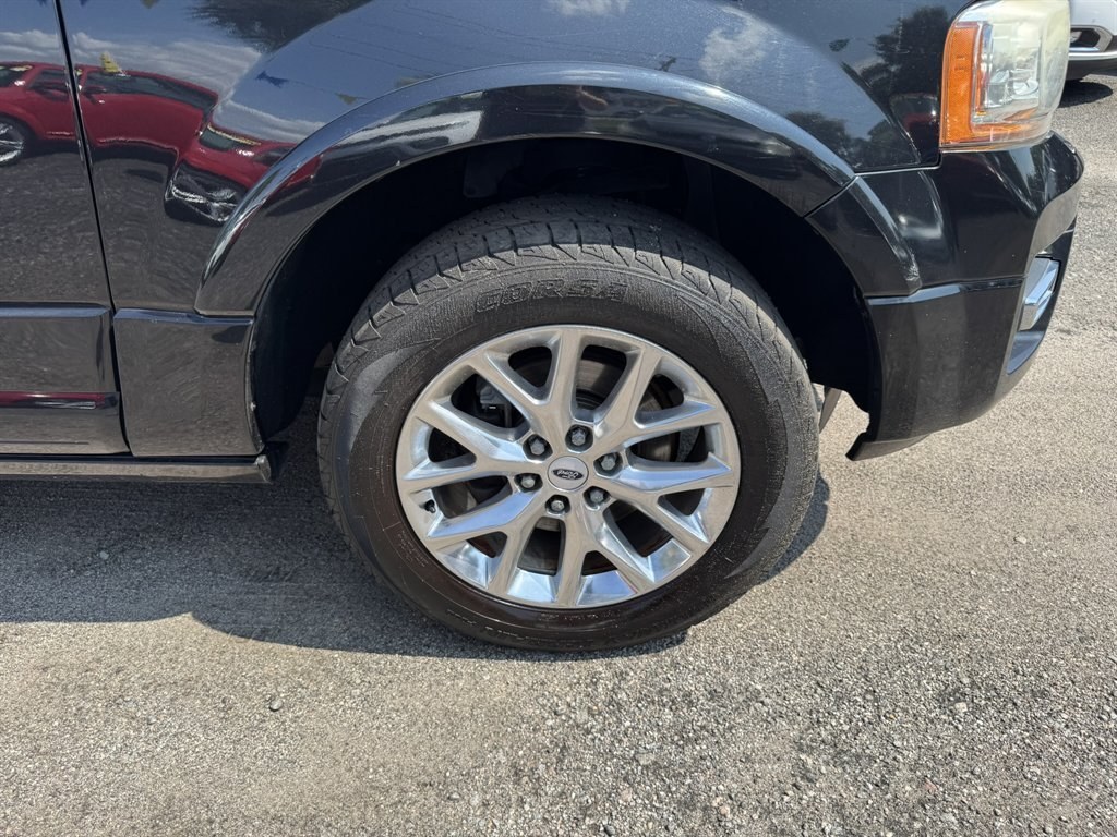 2015 Black /Black Ford Expedition EL (1FMJK1KT0FE) with an 3.5l V6 DI T/C Ecoboost 3 engine, Automatic transmission, located at 745 East Steele Rd., West Columbia, SC, 29170, (803) 755-9148, 33.927212, -81.148483- Photo#32