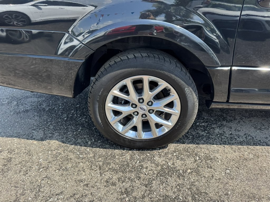 2015 Black /Black Ford Expedition EL (1FMJK1KT0FE) with an 3.5l V6 DI T/C Ecoboost 3 engine, Automatic transmission, located at 745 East Steele Rd., West Columbia, SC, 29170, (803) 755-9148, 33.927212, -81.148483- Photo#33