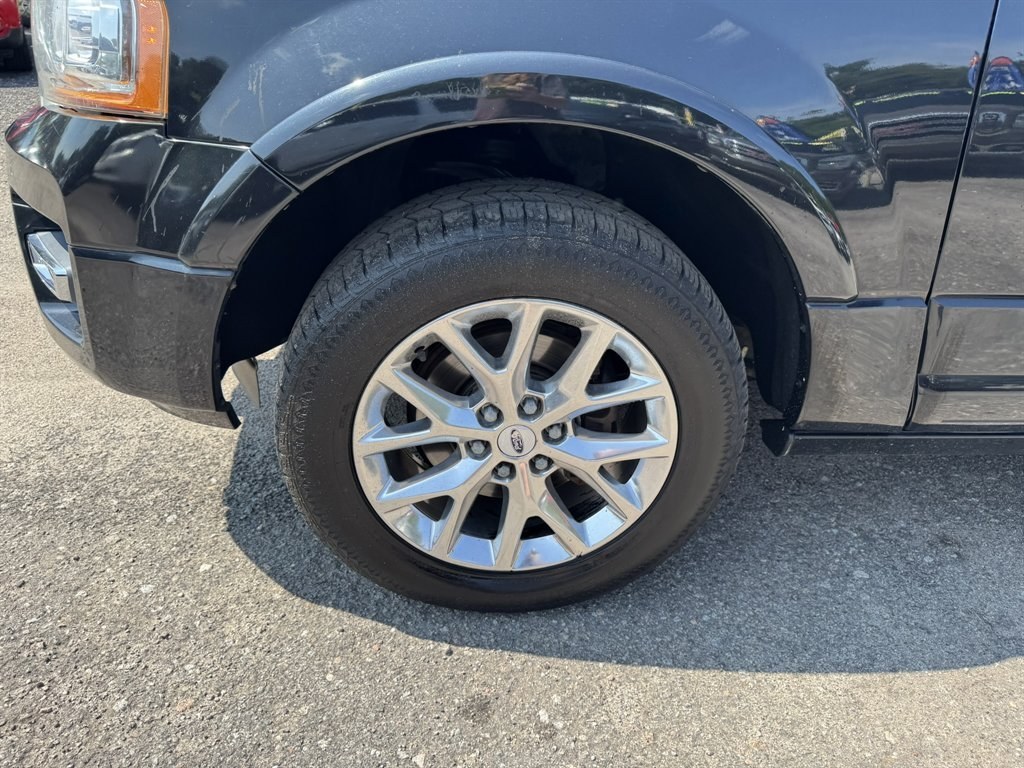 2015 Black /Black Ford Expedition EL (1FMJK1KT0FE) with an 3.5l V6 DI T/C Ecoboost 3 engine, Automatic transmission, located at 745 East Steele Rd., West Columbia, SC, 29170, (803) 755-9148, 33.927212, -81.148483- Photo#35