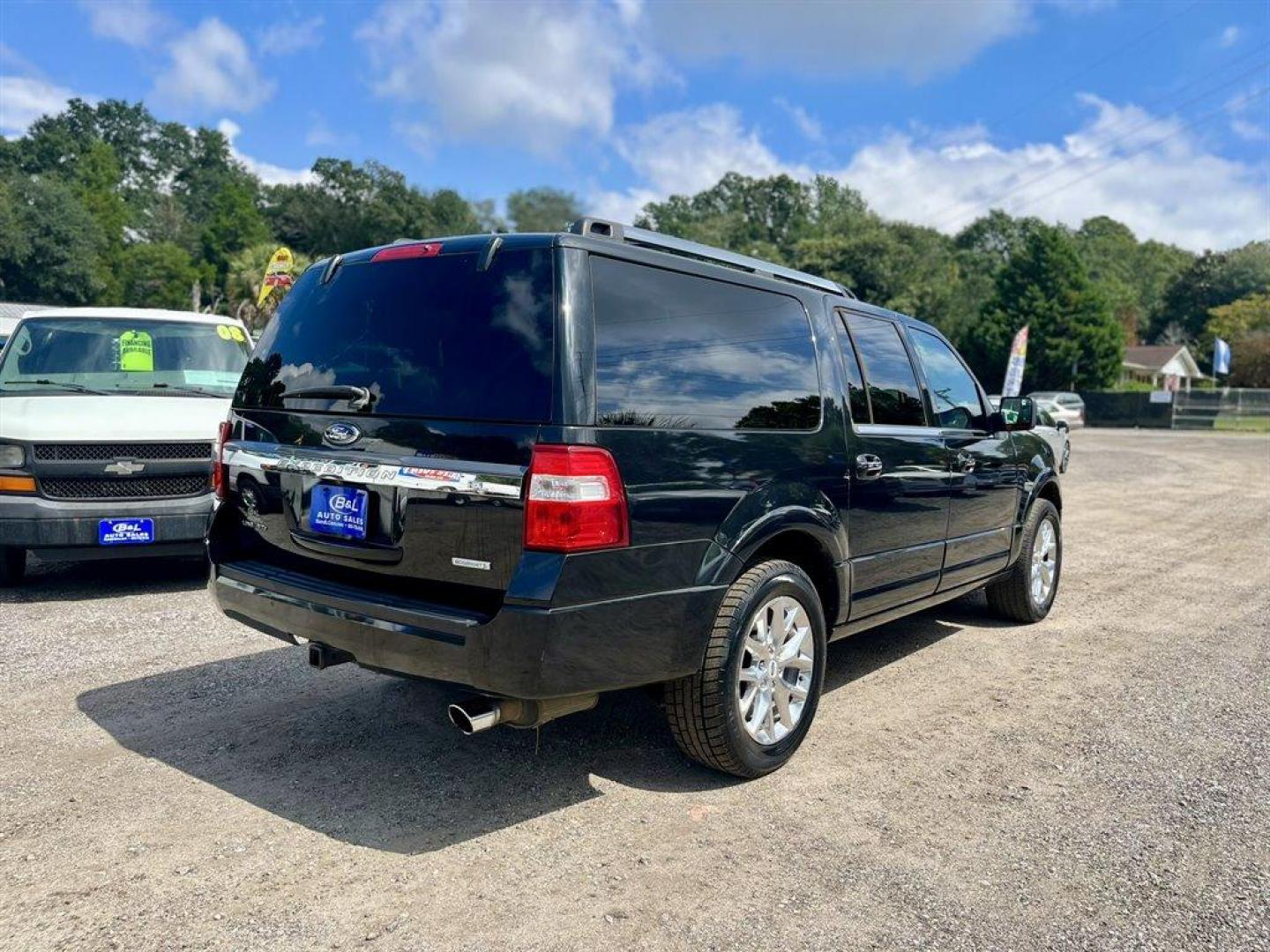 2015 Black /Black Ford Expedition EL (1FMJK1KT0FE) with an 3.5l V6 DI T/C Ecoboost 3 engine, Automatic transmission, located at 745 East Steele Rd., West Columbia, SC, 29170, (803) 755-9148, 33.927212, -81.148483 - Special Internet Price! 2015 Ford Expedition EL with AM/FM radio, Cruise control, Sunroof, Navigation, Push to start, Keyless entry, Powered front seats, 3rd row seating, Powered liftgate, Powered 3rd row, Powered windows, Powered door locks, Plus more! - Photo#4