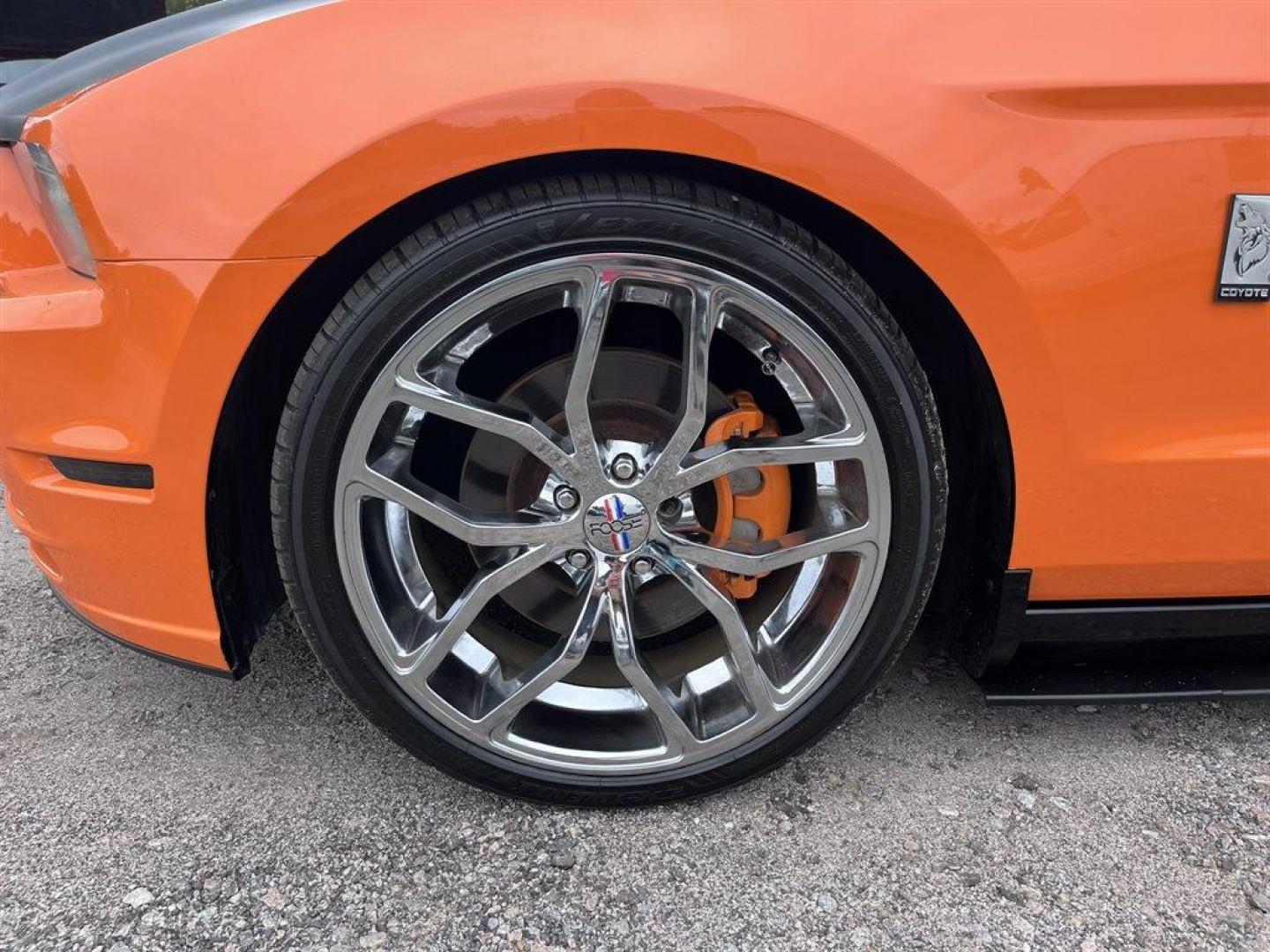 2013 Orange /Black Ford Mustang (1ZVBP8FF6D5) with an 5.0l V8 SFI 5.0l engine, Automatic transmission, located at 745 East Steele Rd., West Columbia, SC, 29170, (803) 755-9148, 33.927212, -81.148483 - Special Internet Price! 2013 Ford Mustang with AM/FM radio, Cruise control, Manual air conditioning, Aftermarket front bucket seats, Powered windows, Powered door locks, Plus more! - Photo#32