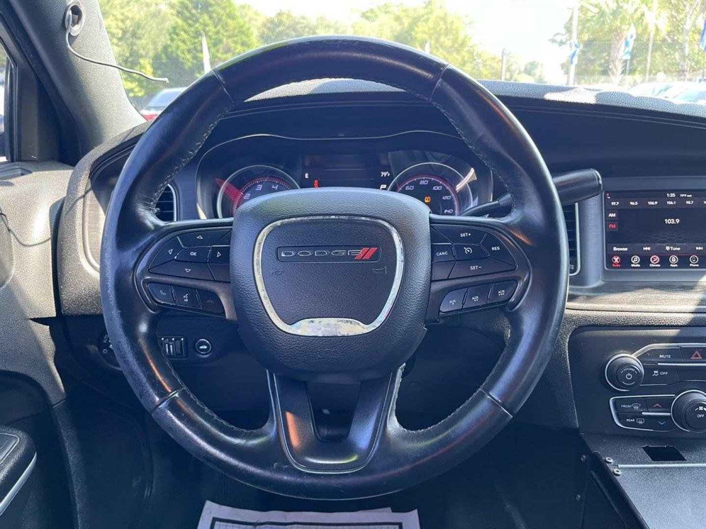 2019 White /Black Dodge Charger (2C3CDXAT6KH) with an 5.7l V8 MPI Hemi 5.7l engine, Automatic transmission, located at 745 East Steele Rd., West Columbia, SC, 29170, (803) 755-9148, 33.927212, -81.148483 - Special Internet Price! 2019 Dodge Charger with Bluetooth, AM/FM radio, Backup camera, Automatic air conditioning, Cruise control, Powered windows, Powered door locks, Plus more! - Photo#9