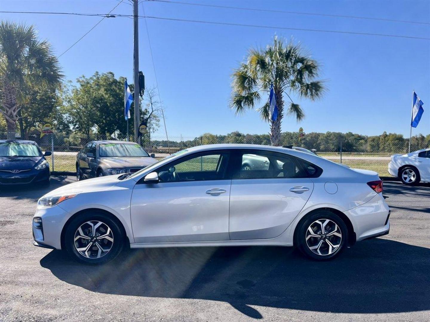 2021 Silver /Black Kia Forte (3KPF24AD1ME) with an 2.0l I-4 MPI Dohc 2.0l engine, Automatic transmission, located at 745 East Steele Rd., West Columbia, SC, 29170, (803) 755-9148, 33.927212, -81.148483 - Special Internet Price! 2021 Kia Forte with AM/FM/MP3 Audio System, 2 LCD Monitors In The Front, Cruise Control, Backup Camera, Manual Air Conditioning, Keyless Entry, Front Bucket Seats, Cloth Seats, Bench Rear Seat, Powered Windows, Powered Door Locks, Plus More! - Photo#1