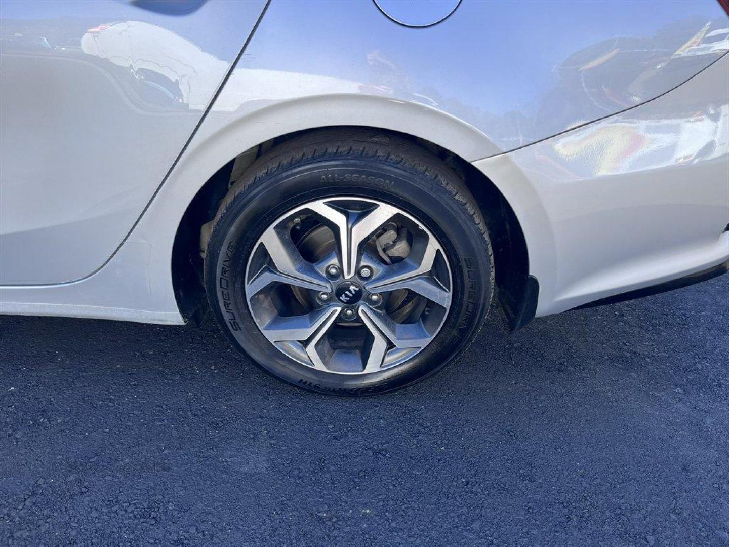 2021 Silver /Black Kia Forte (3KPF24AD1ME) with an 2.0l I-4 MPI Dohc 2.0l engine, Automatic transmission, located at 745 East Steele Rd., West Columbia, SC, 29170, (803) 755-9148, 33.927212, -81.148483 - Special Internet Price! 2021 Kia Forte with AM/FM/MP3 Audio System, 2 LCD Monitors In The Front, Cruise Control, Backup Camera, Manual Air Conditioning, Keyless Entry, Front Bucket Seats, Cloth Seats, Bench Rear Seat, Powered Windows, Powered Door Locks, Plus More! - Photo#33