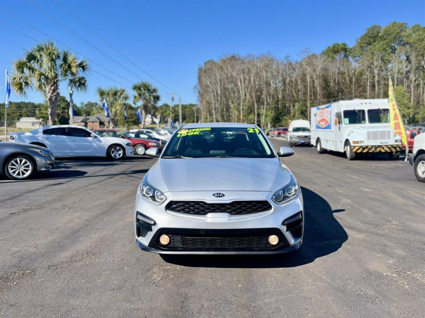 2021 Silver /Black Kia Forte (3KPF24AD1ME) with an 2.0l I-4 MPI Dohc 2.0l engine, Automatic transmission, located at 745 East Steele Rd., West Columbia, SC, 29170, (803) 755-9148, 33.927212, -81.148483 - Special Internet Price! 2021 Kia Forte with AM/FM/MP3 Audio System, 2 LCD Monitors In The Front, Cruise Control, Backup Camera, Manual Air Conditioning, Keyless Entry, Front Bucket Seats, Cloth Seats, Bench Rear Seat, Powered Windows, Powered Door Locks, Plus More! - Photo#7