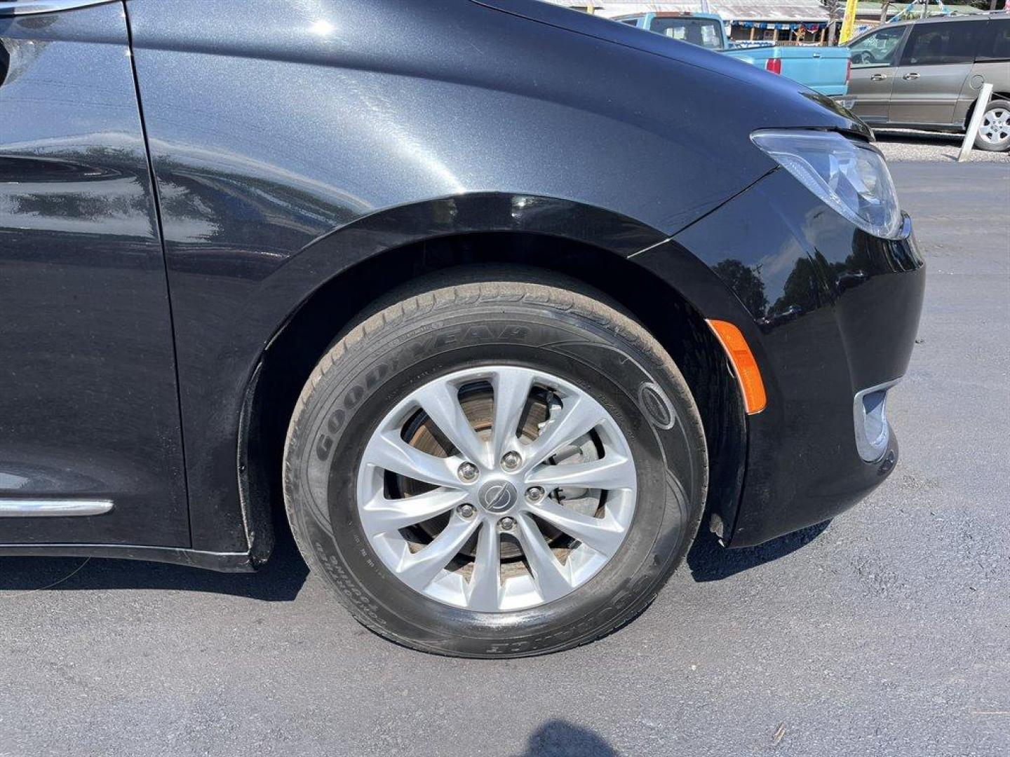 2019 Black /Black Chrysler Pacifica (2C4RC1BG5KR) with an 3.6l V6 MPI Dohc 3.6l engine, Automatic transmission, located at 745 East Steele Rd., West Columbia, SC, 29170, (803) 755-9148, 33.927212, -81.148483 - Special Internet Price! 2019 Chrysler Pacifica with Bluetooth, AM/FM radio, Cruise control, Backup camera, Push to start, Keyless entry, Leather interior, Third row seating, Powered rear sliding doors, Powered liftgate, Powered windows, Powered door locks, Plus more! - Photo#38