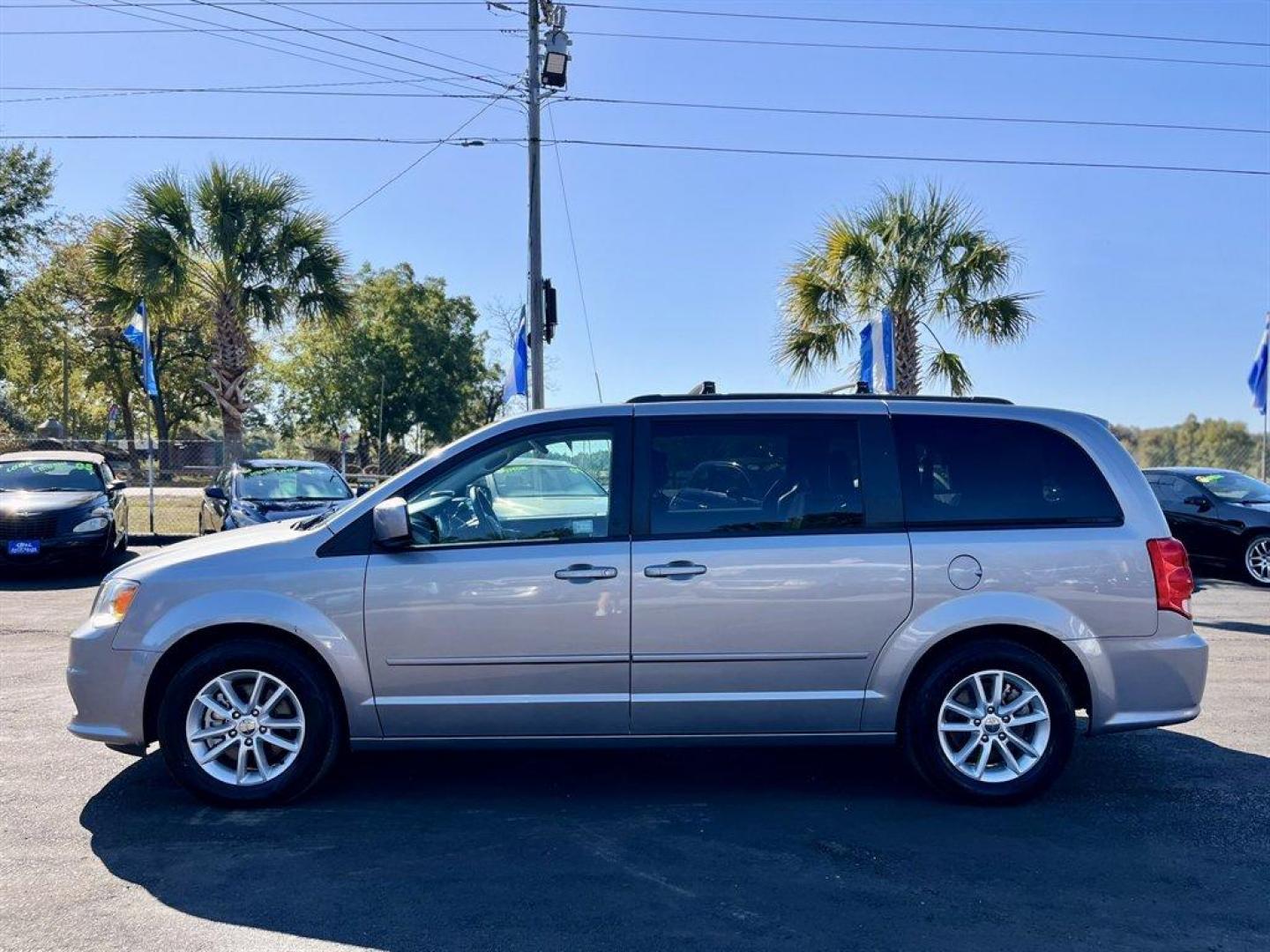 2016 Silver /Black Dodge Grand Caravan (2C4RDGCG8GR) with an 3.6l V6 MPI Dohc VVT Flex engine, Automatic transmission, located at 745 East Steele Rd., West Columbia, SC, 29170, (803) 755-9148, 33.927212, -81.148483 - Special Internet Price! 2016 Dodge Grand Caravan with AM/FM Radio, AUX port, Remote Keyless Entry, Cruise Control, Dual Zone Front Manual Air Conditioning, Cloth Interior, 2nd Row Bucket Seats, 2 Row Stow 'N Go, 60-40 Split-Bench 3rd Row Seats, Powered Liftgate, Powered Windows, Powered Door Locks, - Photo#1